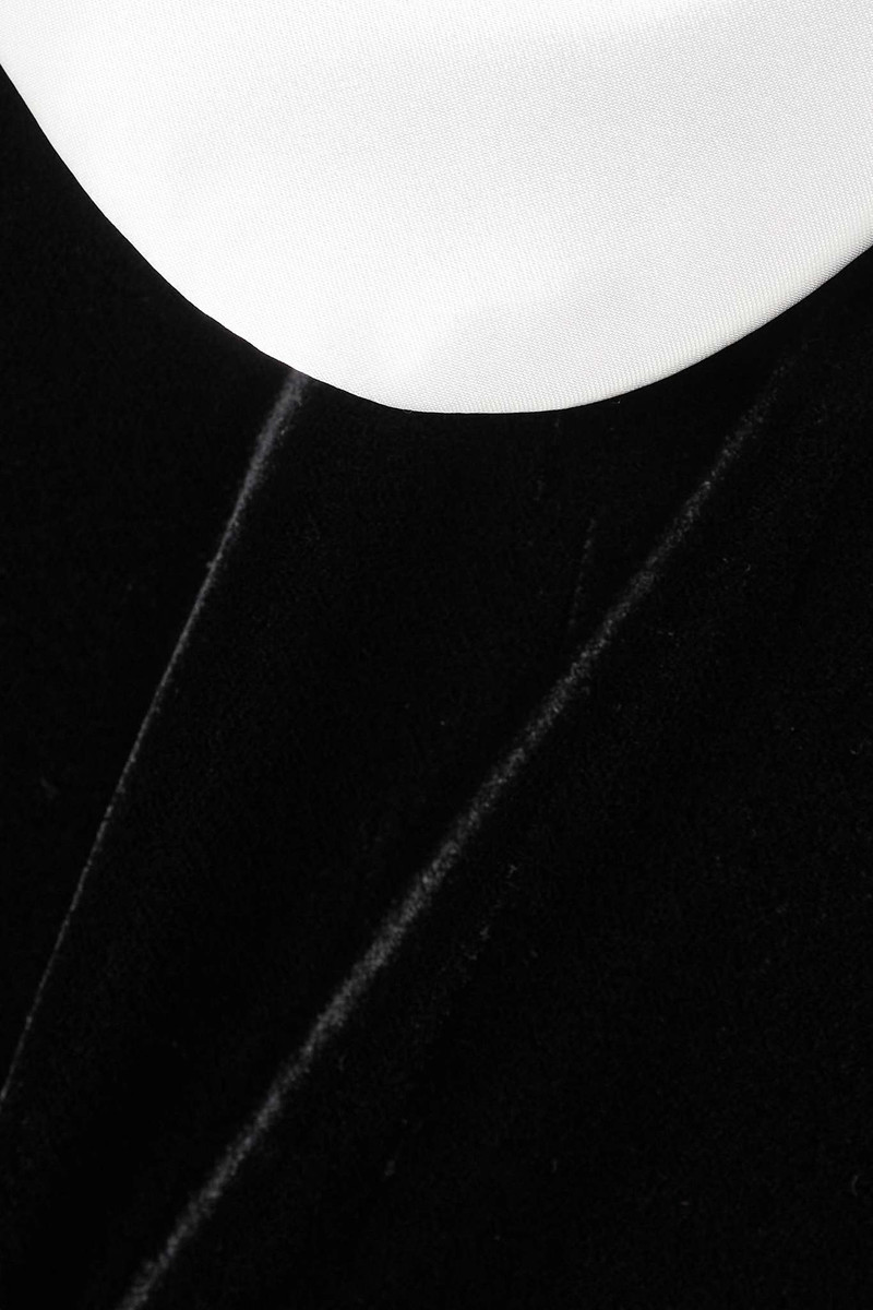 Belted satin-trimmed velvet dress 4