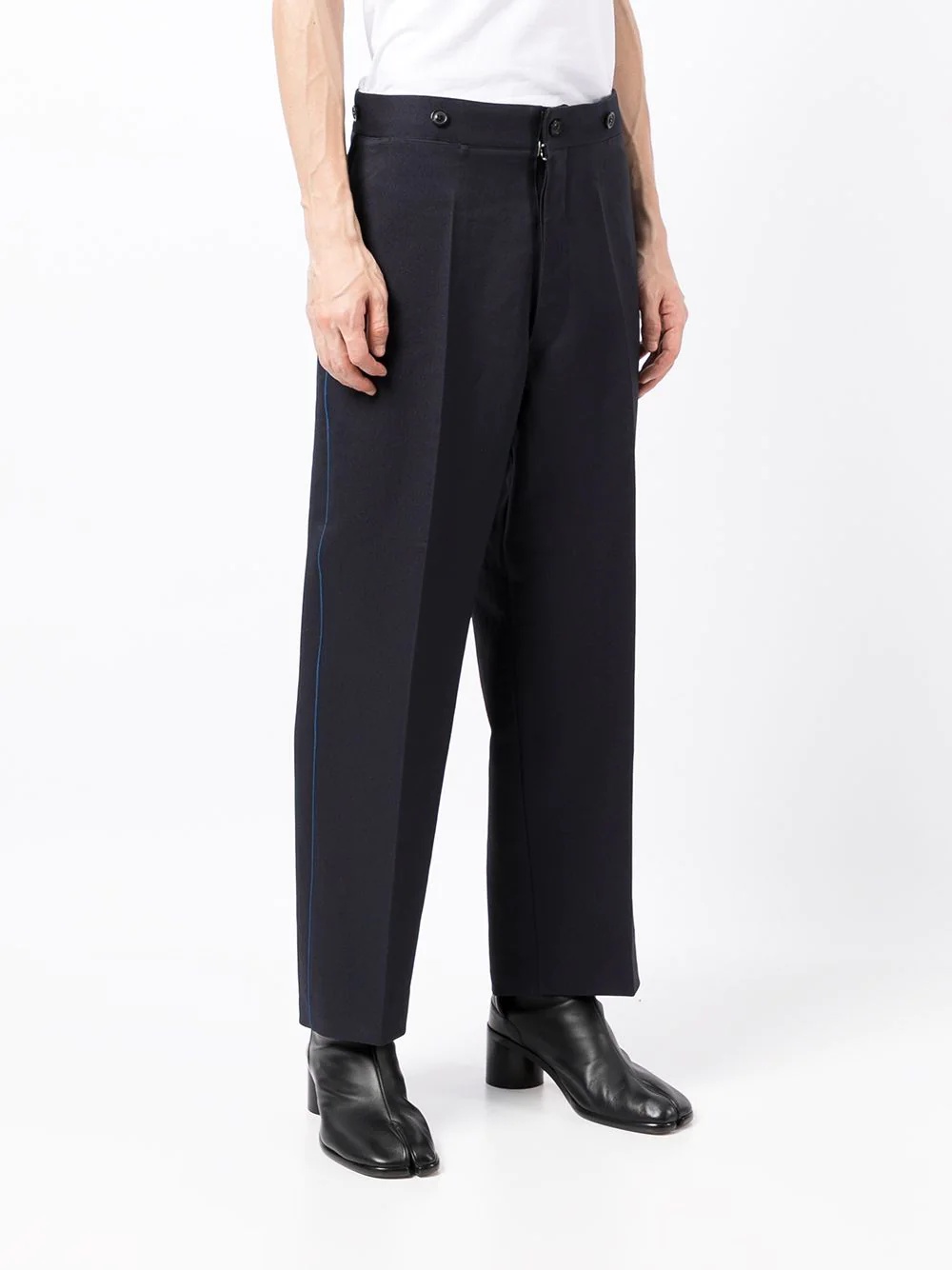 button-detailed tailored trousers - 3