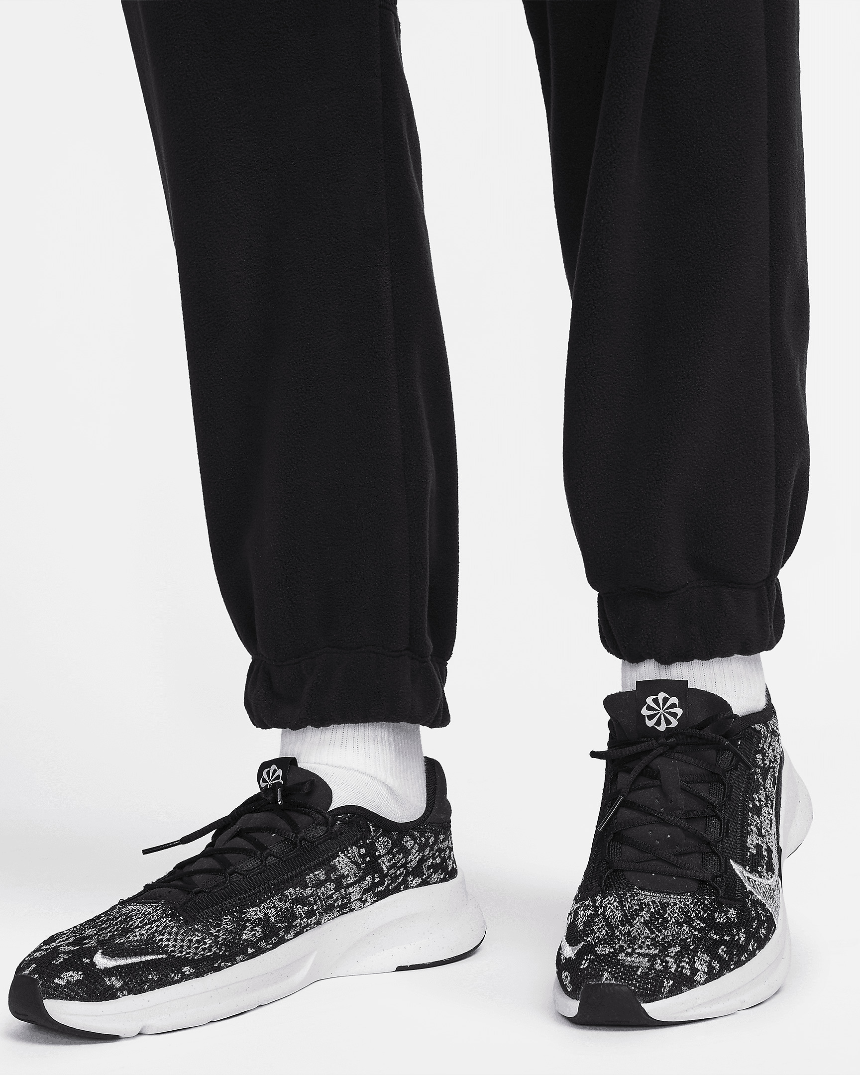 Nike Therma-FIT One Women's Loose Fleece Pants - 4