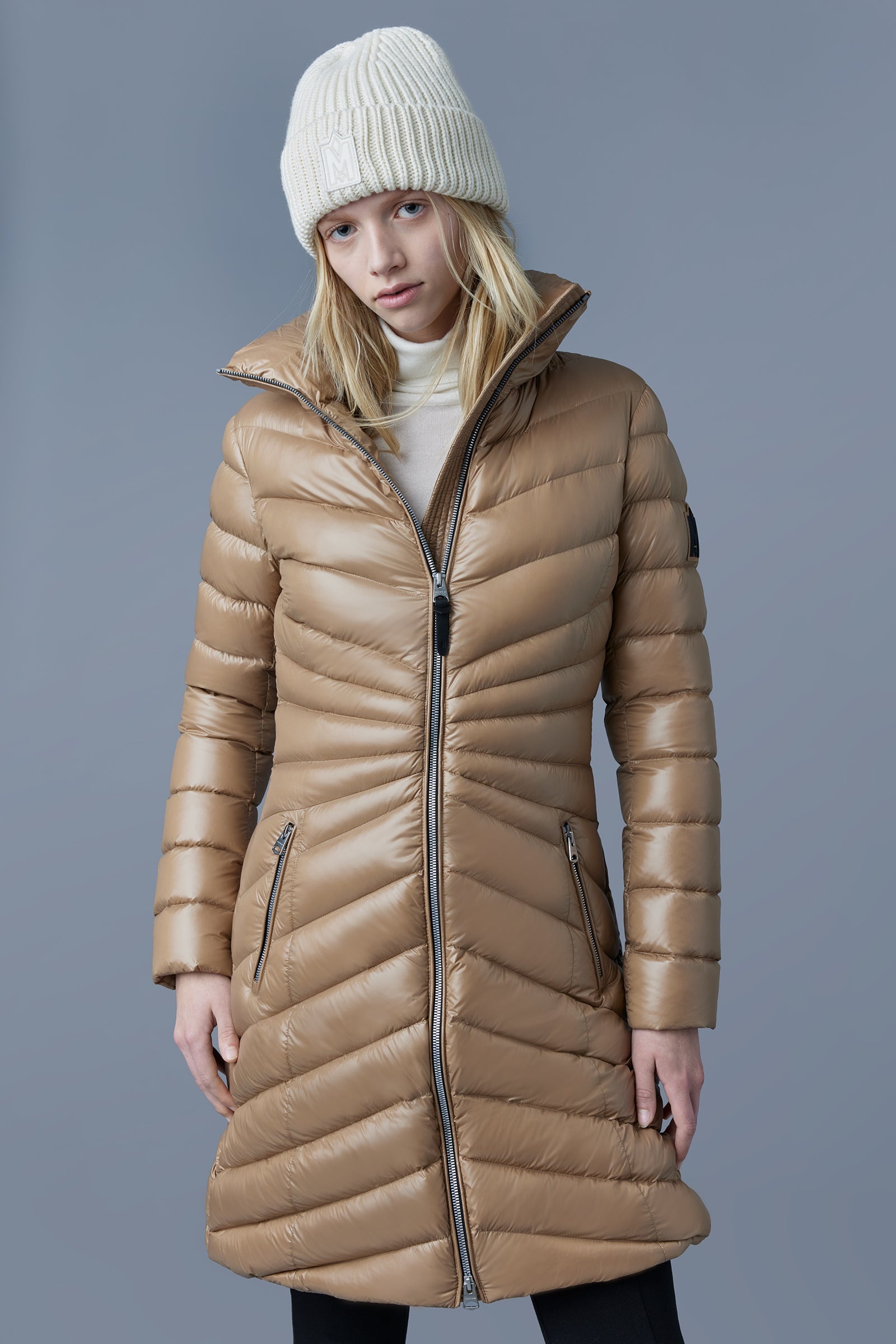 CAMEA Light down jacket with removable hood - 5