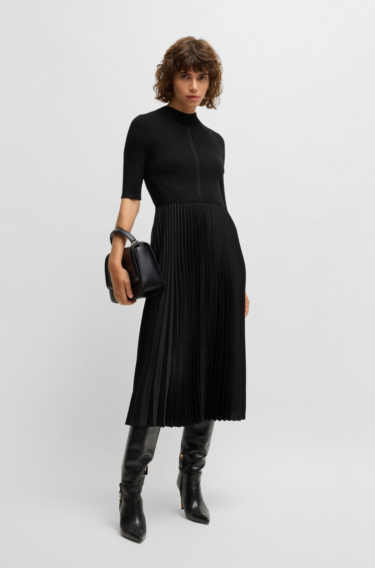 CROPPED-SLEEVE DRESS WITH PLISSÉ SKIRT - 3
