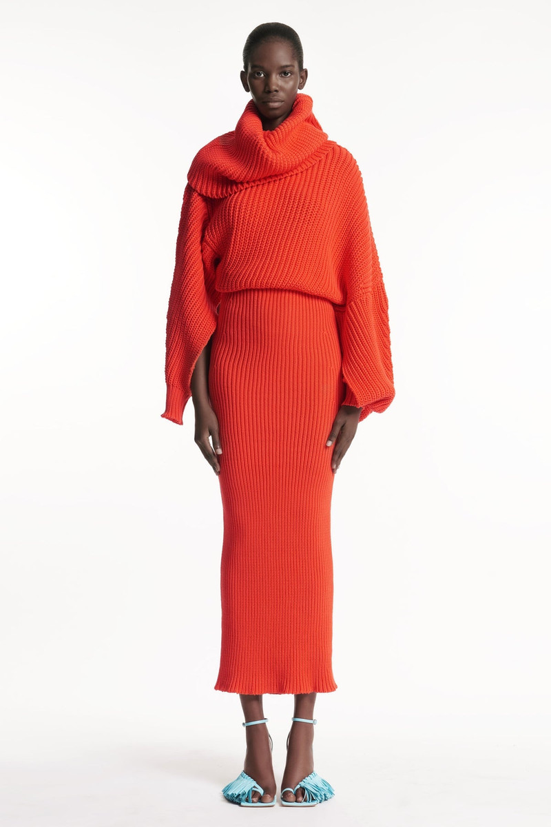 KNIT MAXI SNOOD DRESS WITH SLEEVE OPENING RED 1