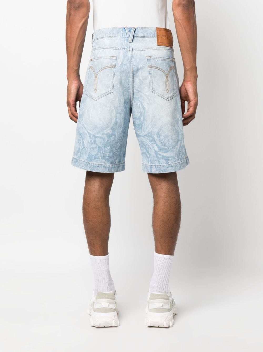 logo-print denim shorts - 4