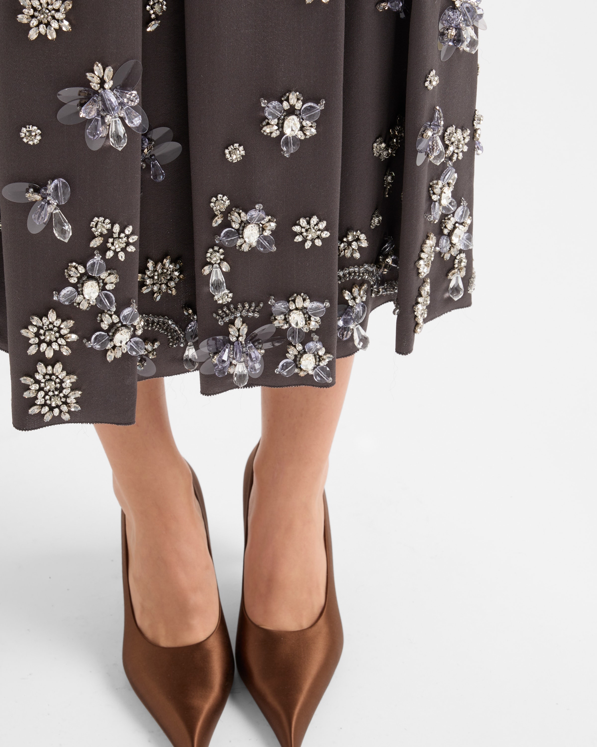 Embroidered silk and wool skirt - 3