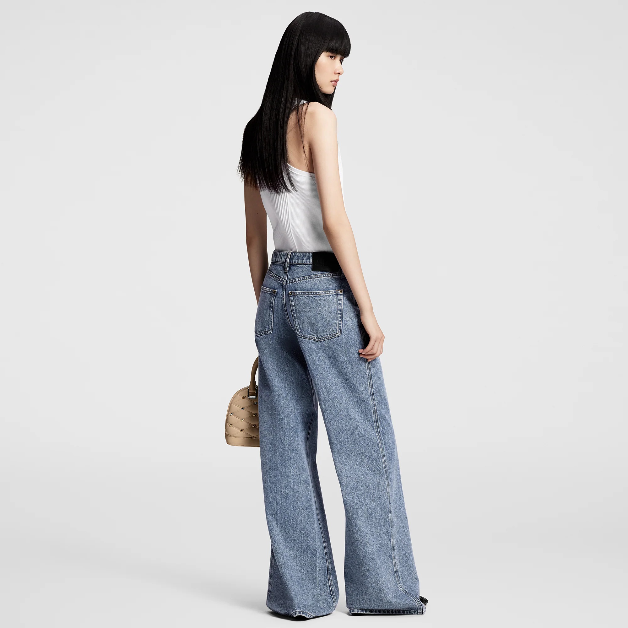 Wide-Leg Graphic Accent Jeans - 3