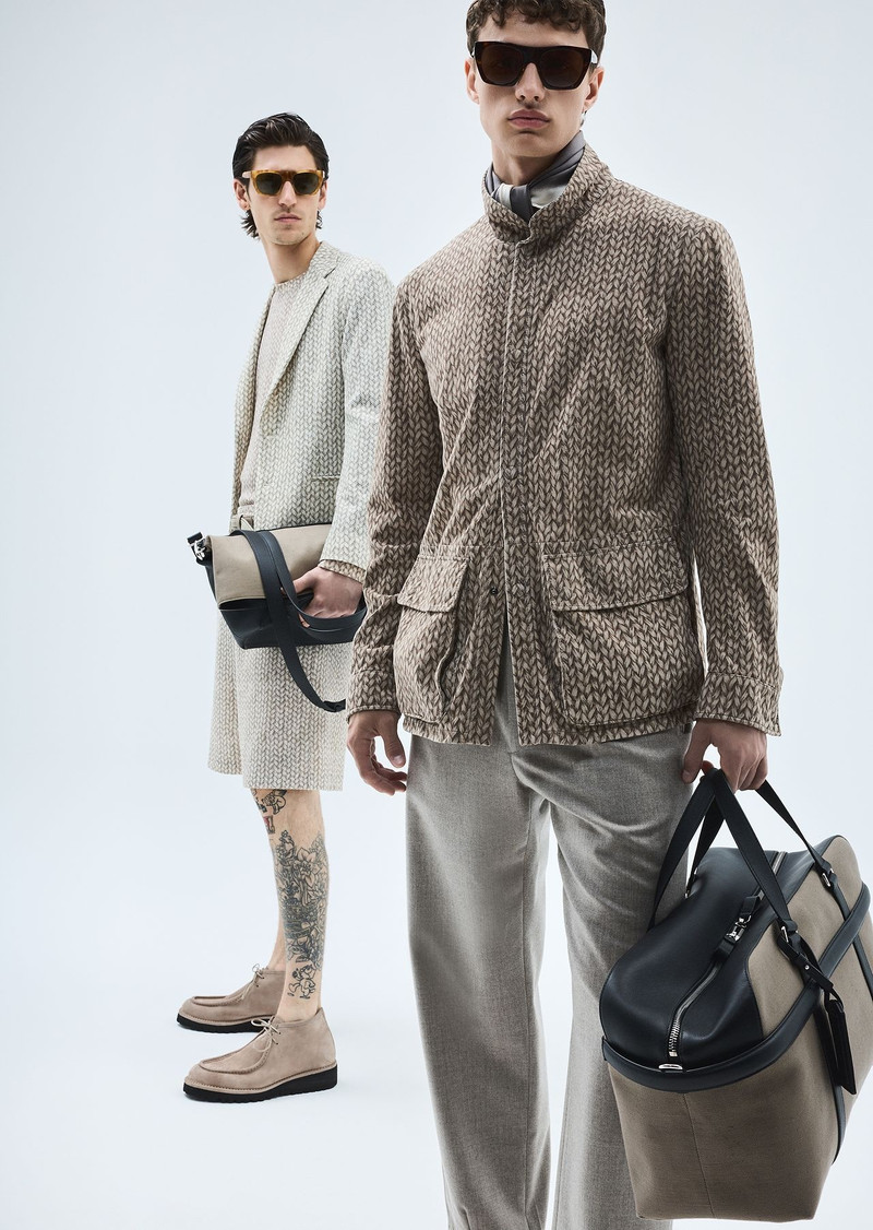 Crew-neck jumper in virgin wool with a braided print 6