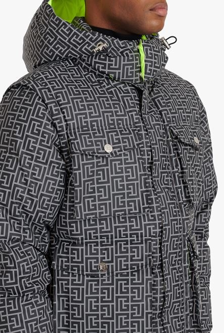 Capsule After ski - Ivory and black reflective quilted coat with Balmain monogram - 9