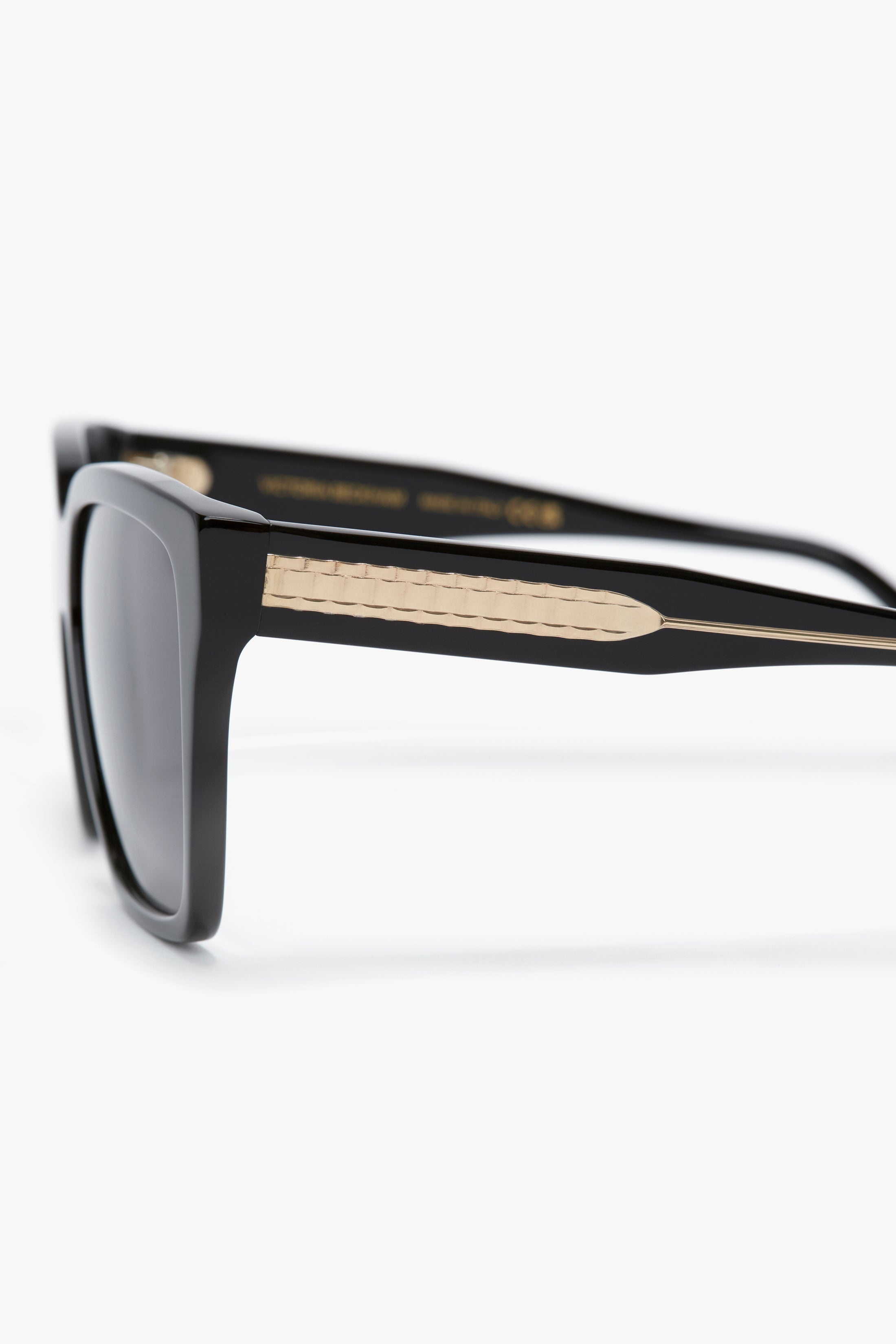 Soft Square Frame Sunglasses In Black - 4