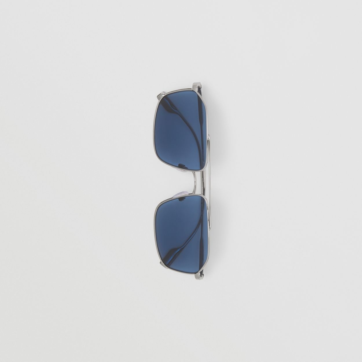 Icon Stripe Detail Navigator Sunglasses - 4