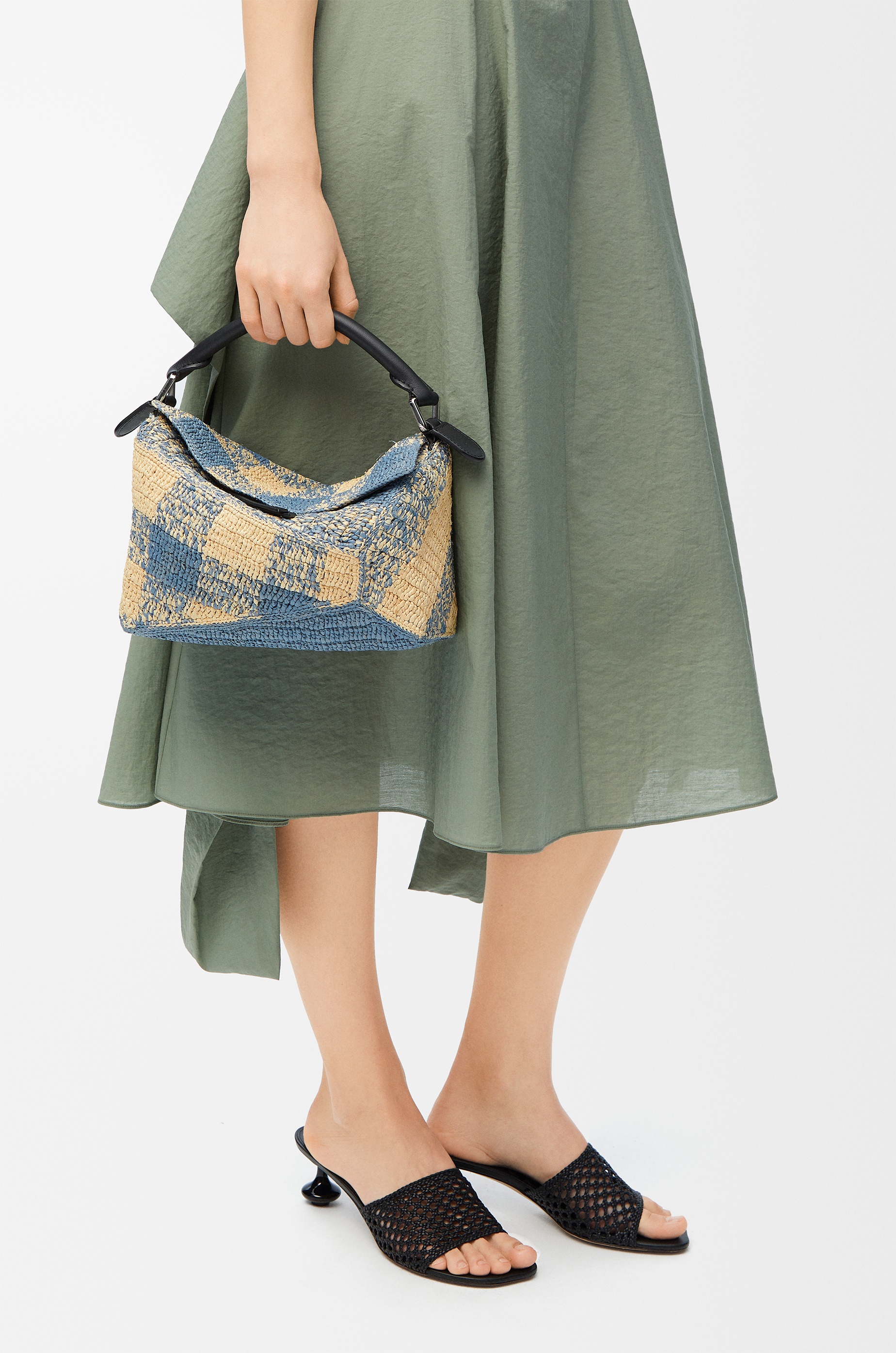 Small Puzzle Edge bag in raffia and calfskin - 2