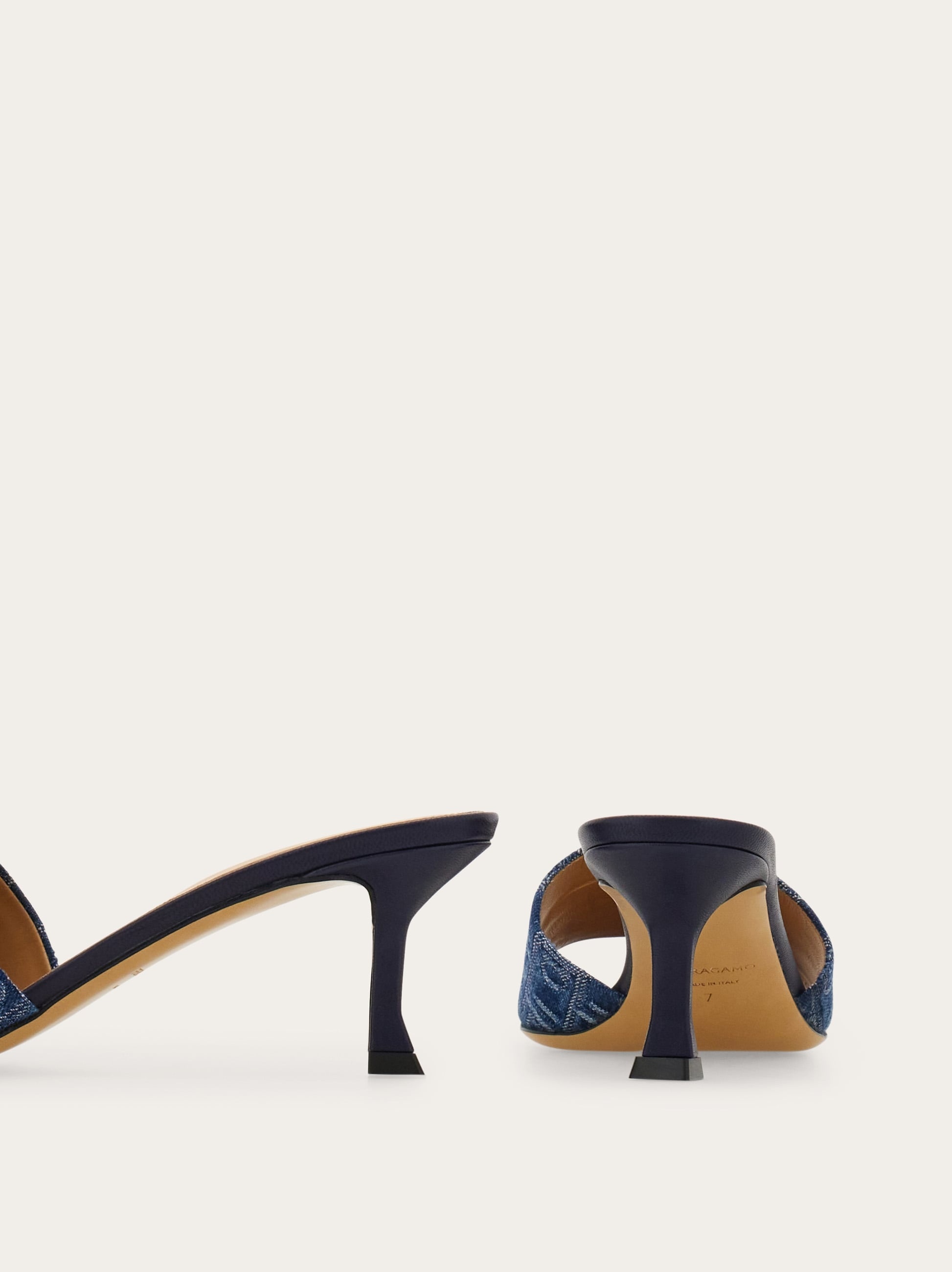 Ferragamo Monogram slide - 7