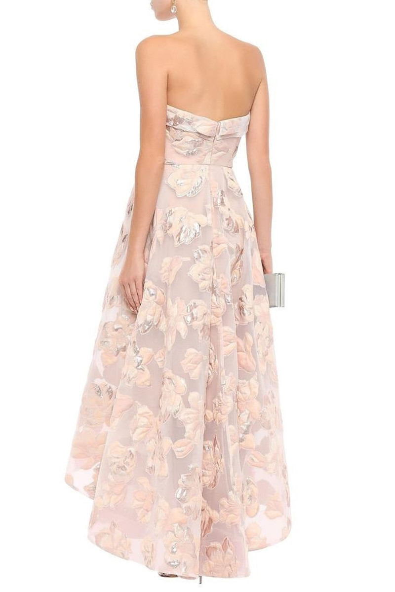 STRAPLESS METALLIC FILS COUPE GOWN 3