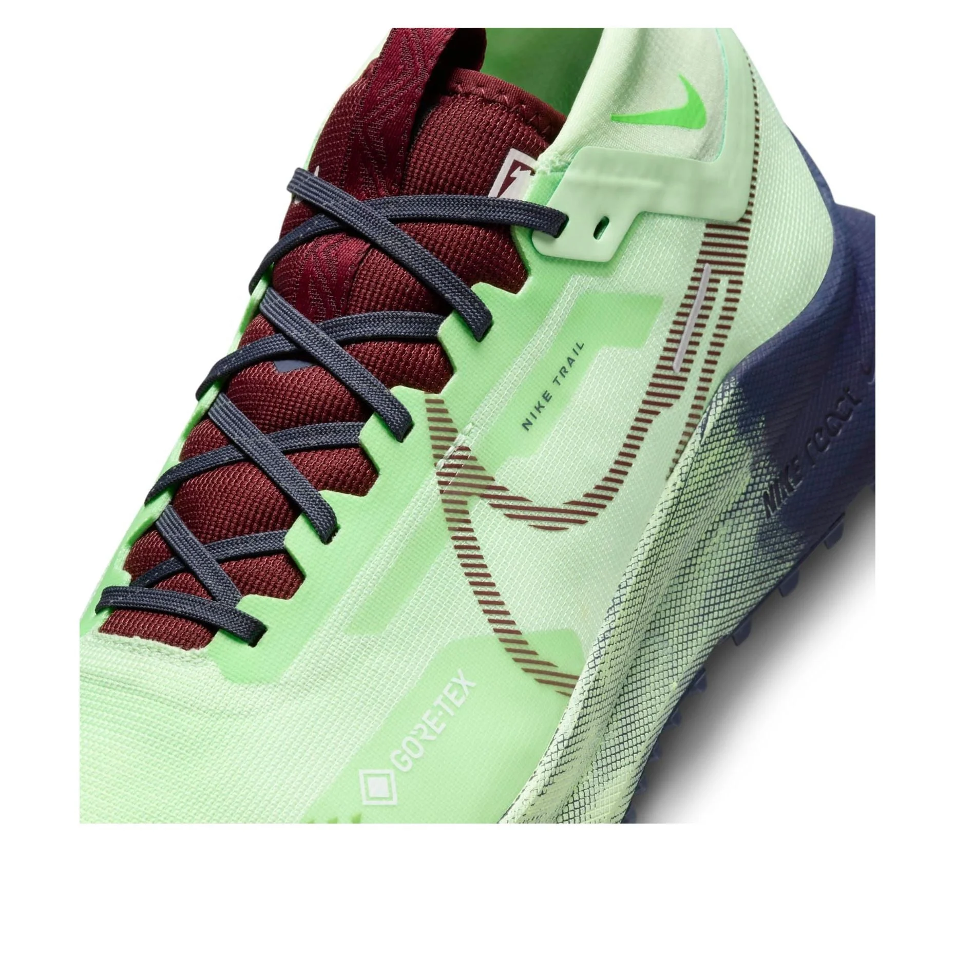 Nike Green and Red Trail 4 GTX Nike Running Shoes React Pegasus Trail 4 Gore-Tex - Green  main image 3