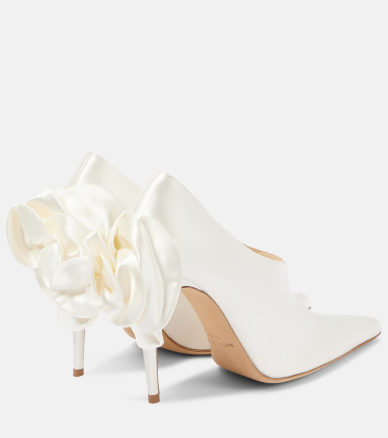 MAGDA BUTRYM Floral-appliqué satin pumps outlook