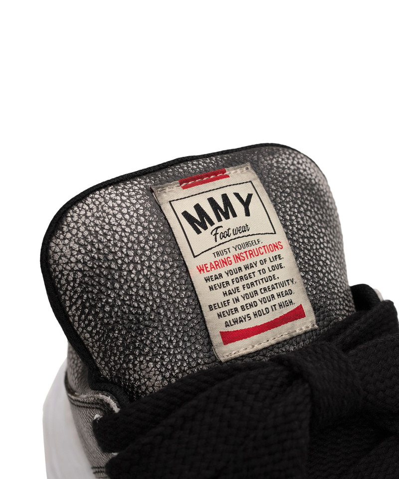 "WAYNE PUFFER" OG Sole Brushed Shrink Leather Low-top Sneaker 19
