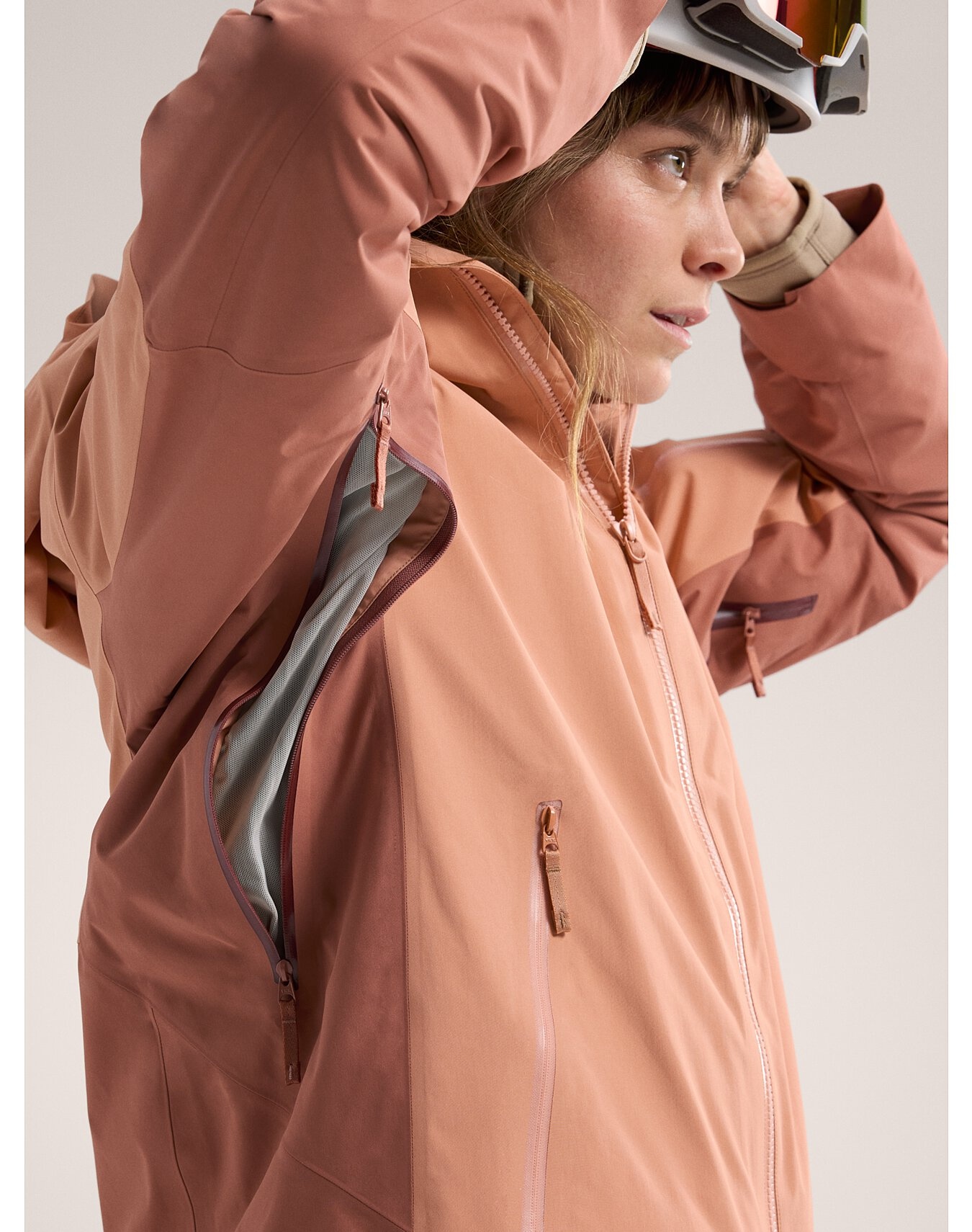 Sentinel Insulated Jacket - 8