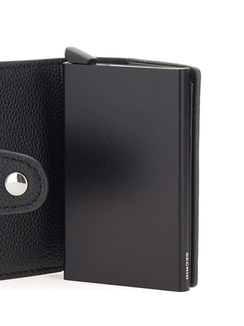 debossed-logo wallet 5