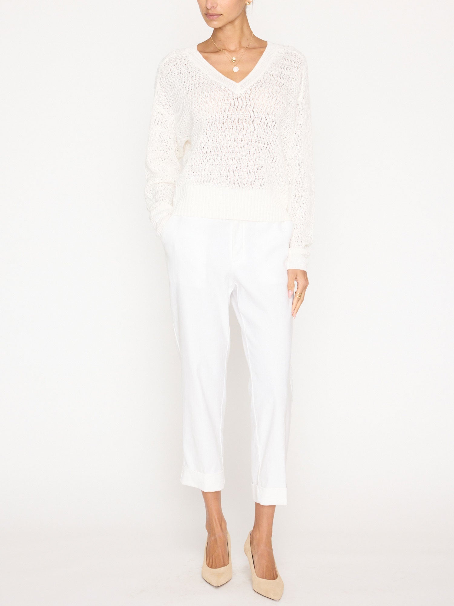 The Leia Open Stitch Vee - 9