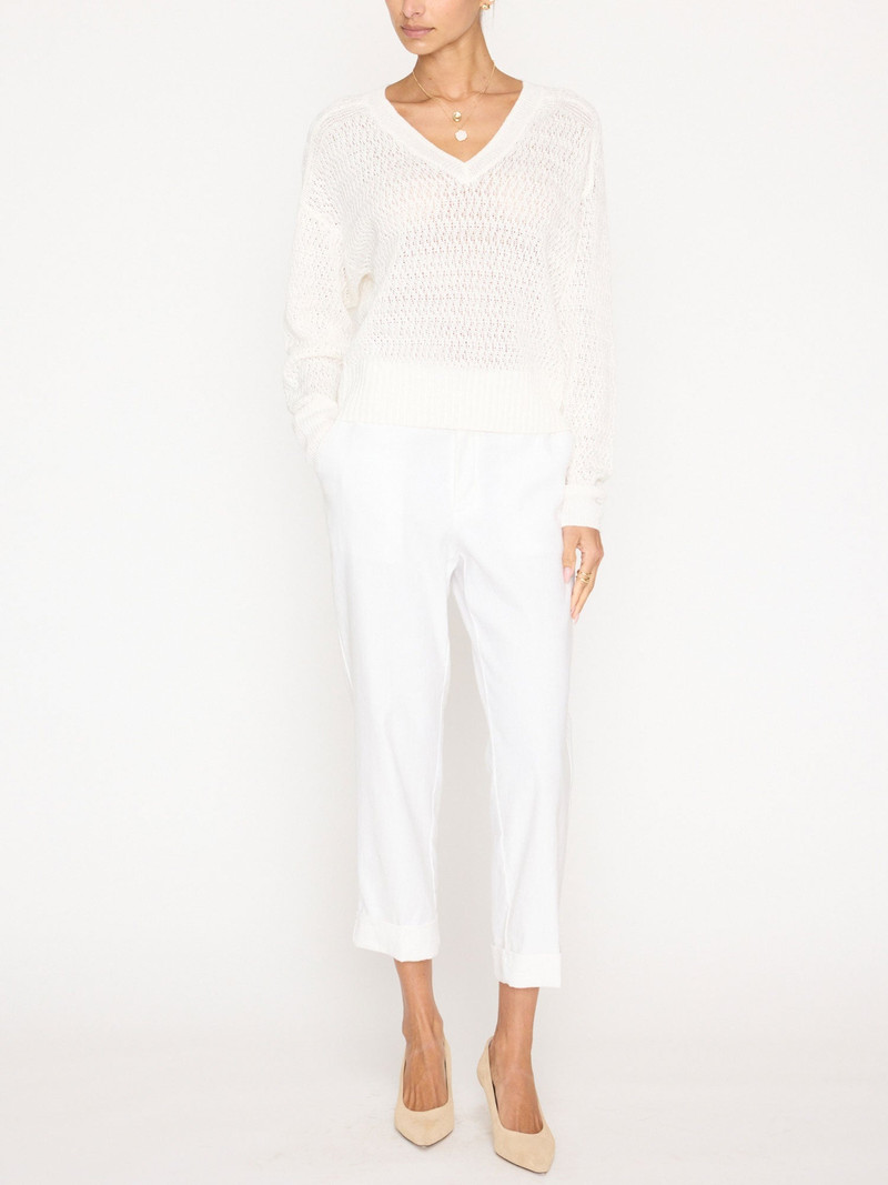 The Leia Open Stitch Vee 9