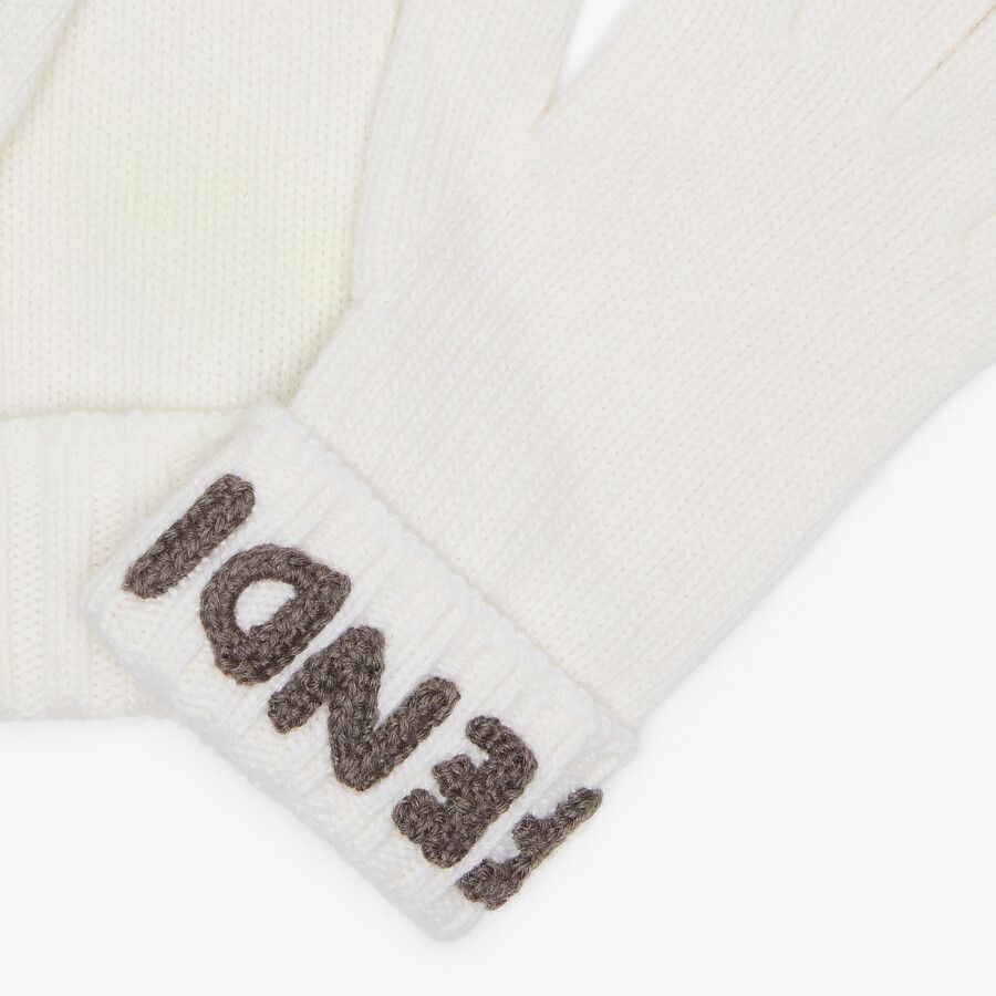 White wool gloves - 2