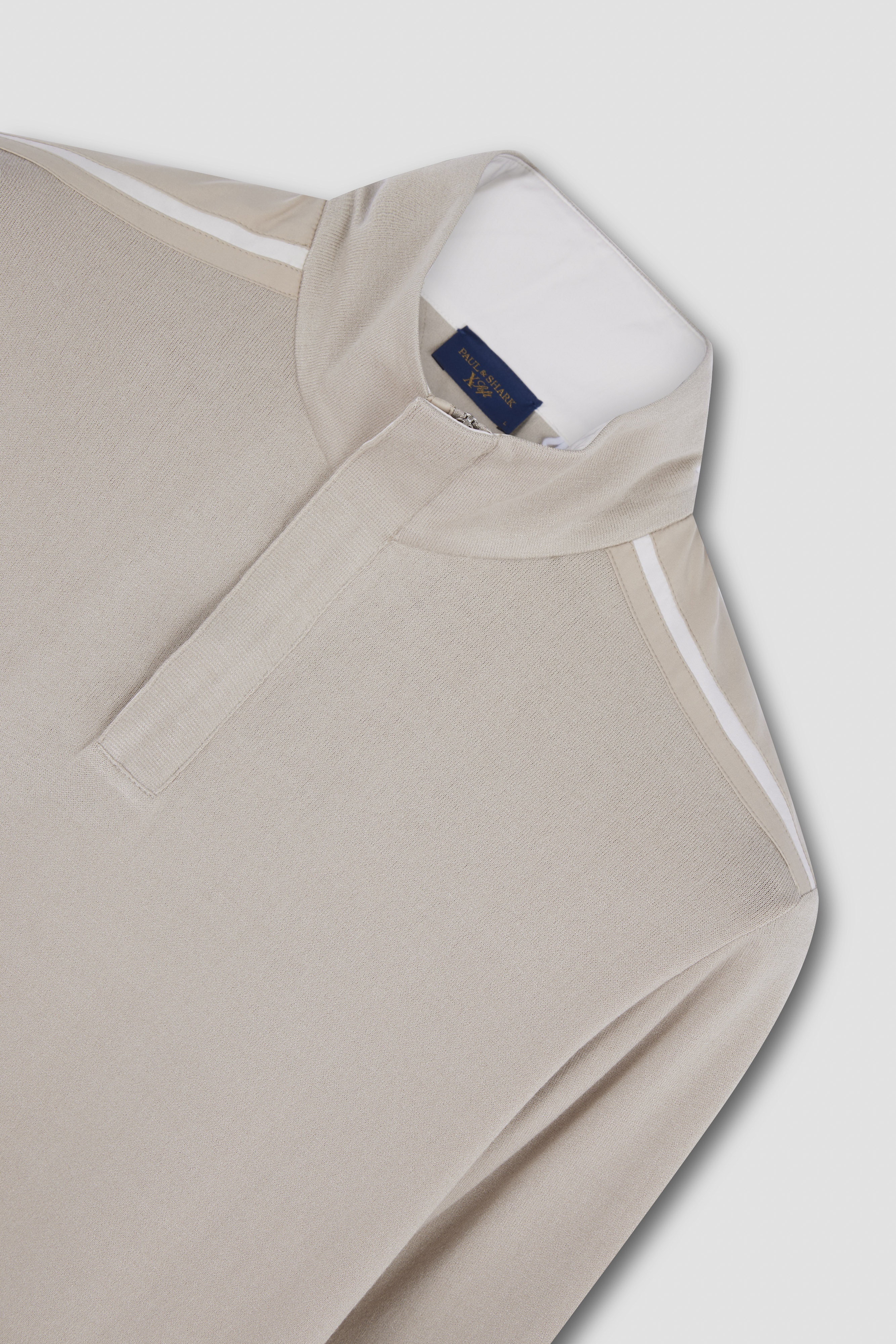 X-SOFT SWEATER WITH TYPHOON® PLATINUM DETAILS - 6