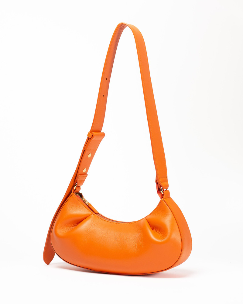 Elleme Dimple Moon Small Lilium outlook
