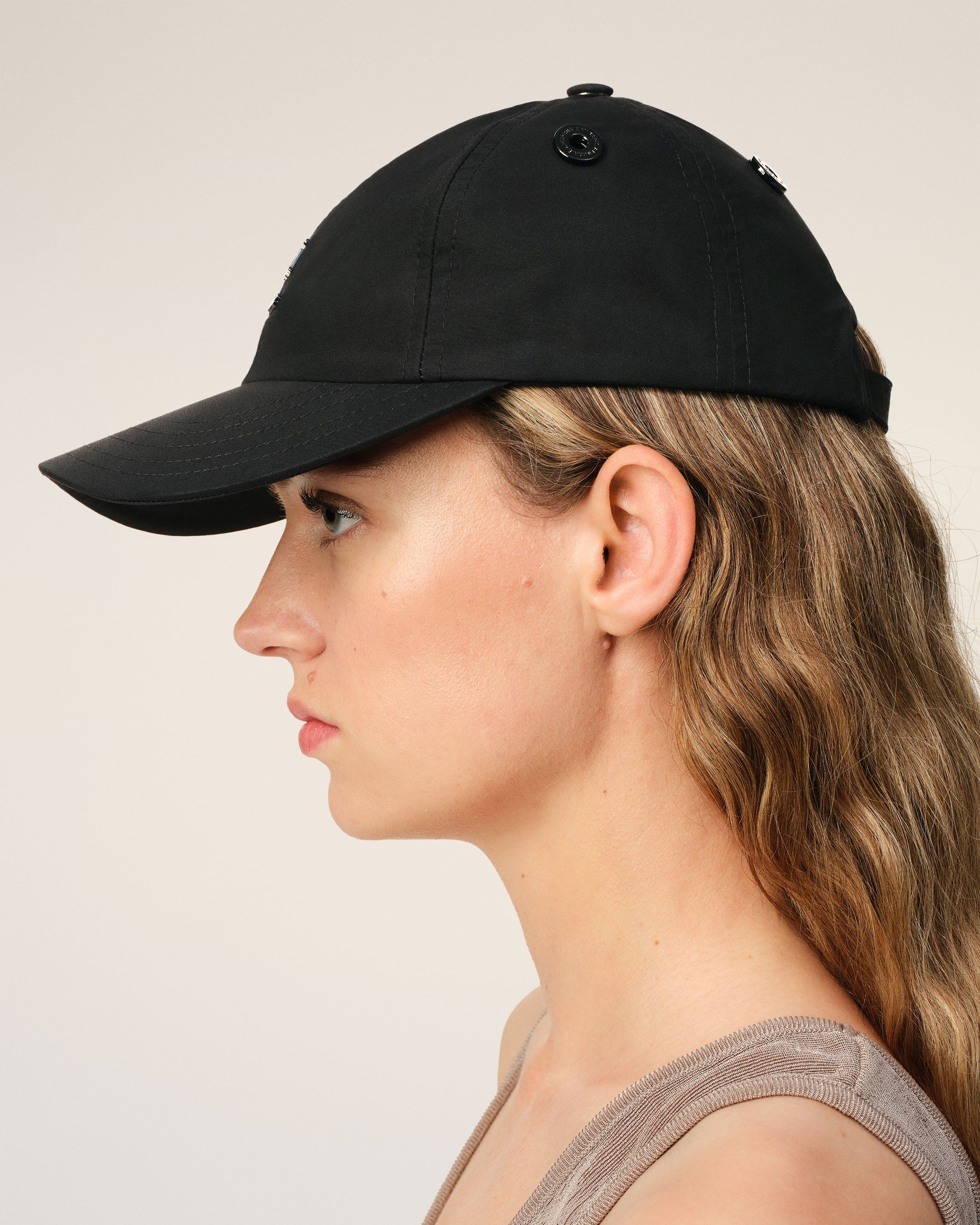 BLACK AMI CAP - 5