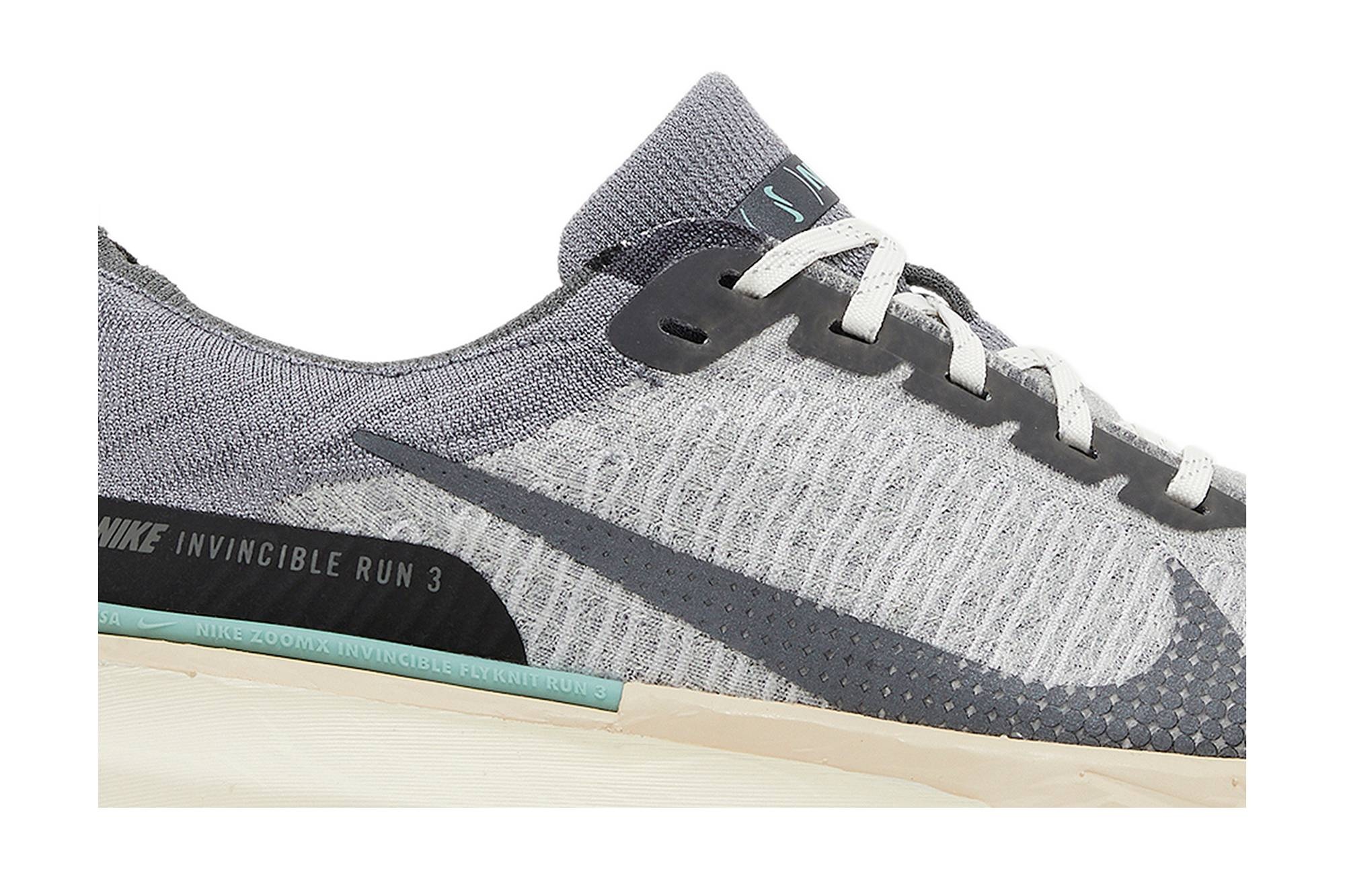 ZoomX Invincible 3 'Cool Grey Black' - 2