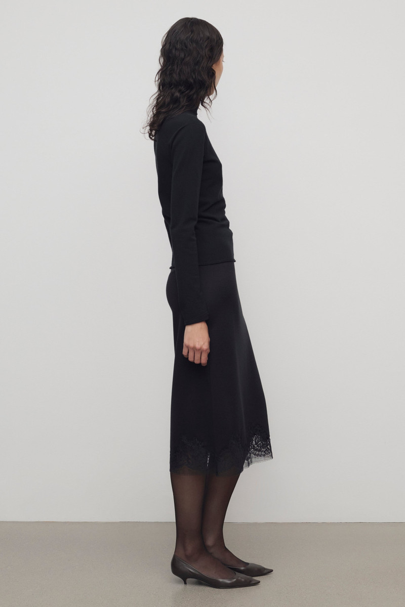 Mea Skirt in Silk 4