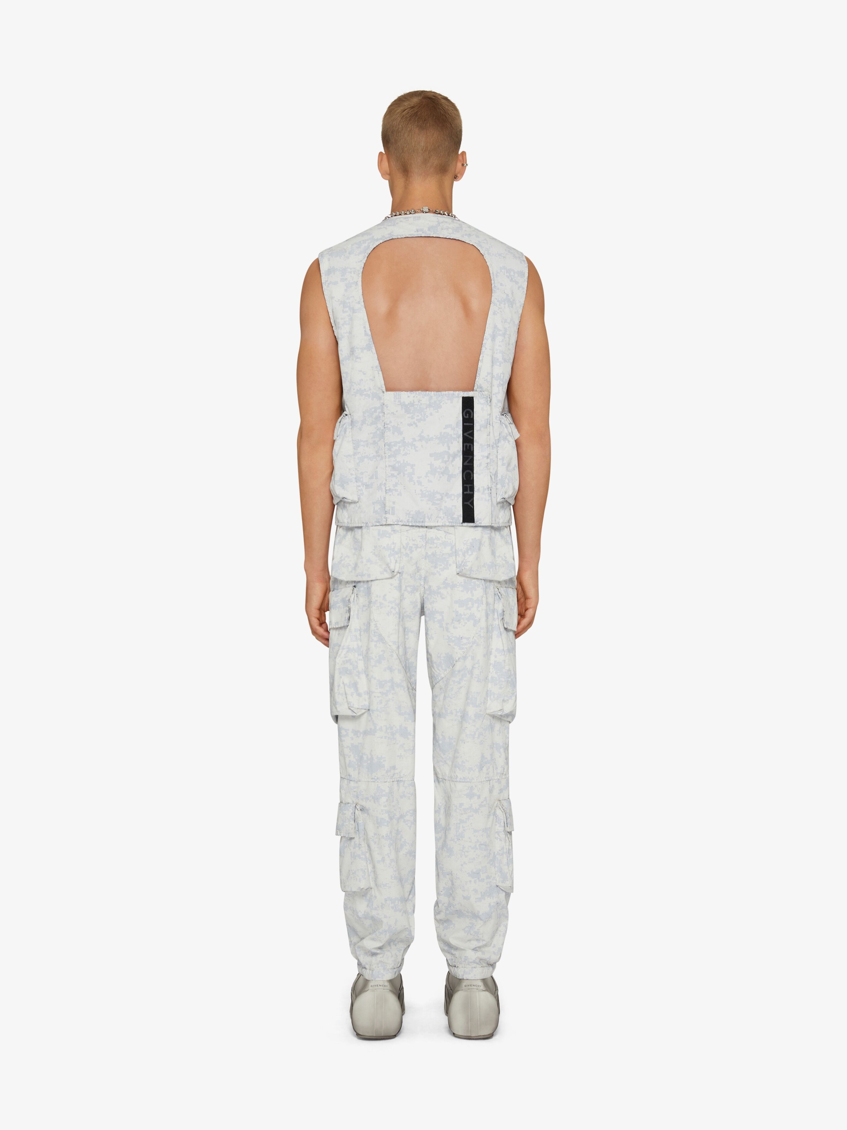 SLEEVELESS CARGO JACKET - 4