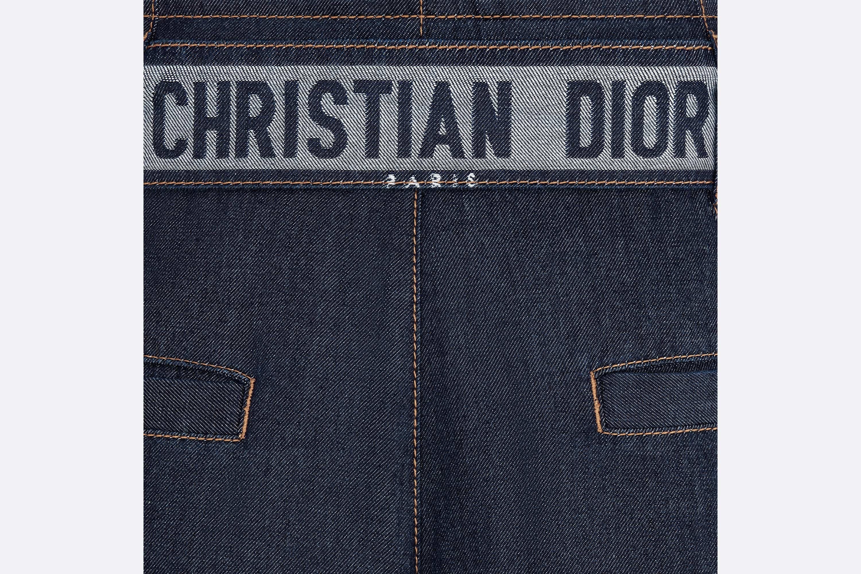 Denim Couture Flared Jeans with Belt - 4