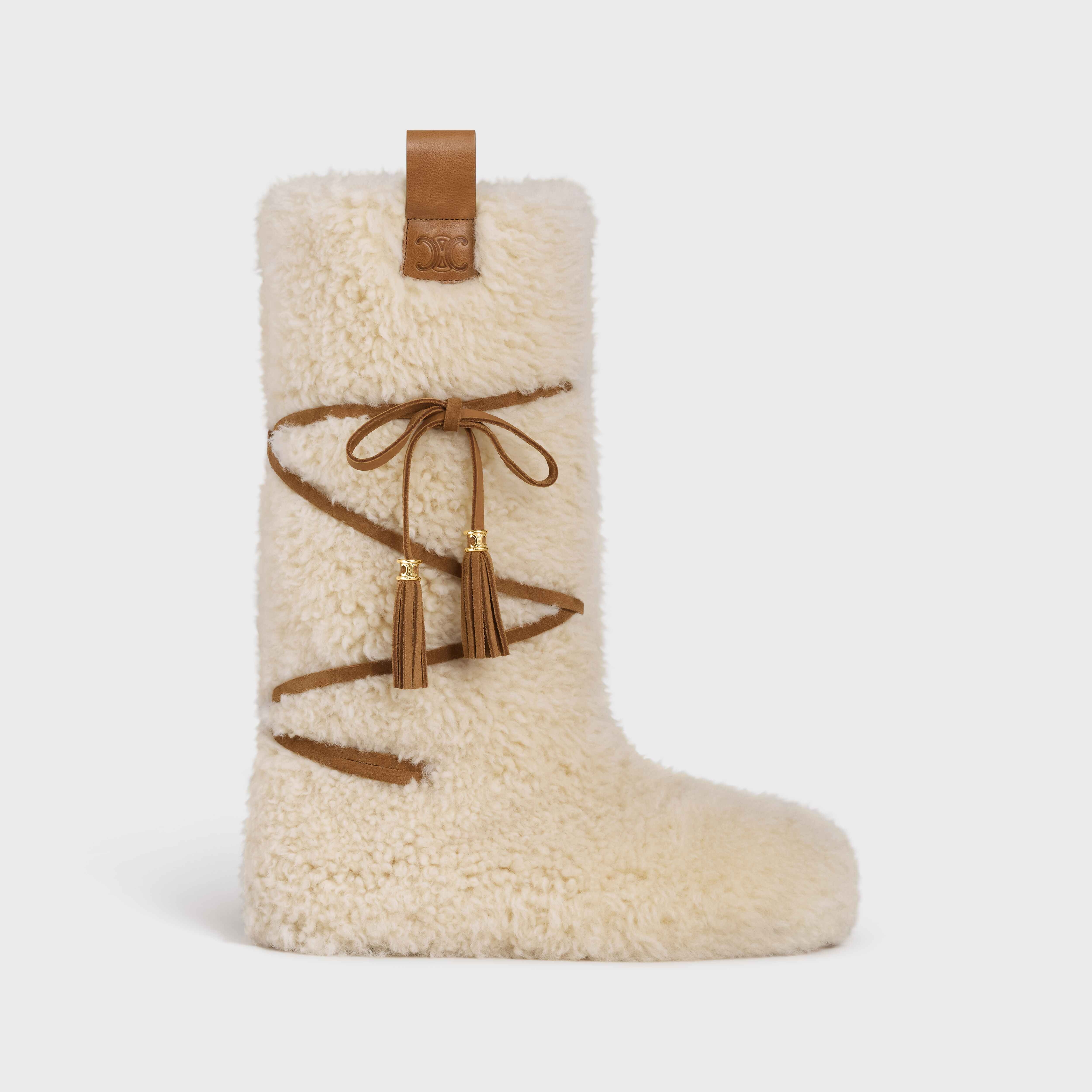 CELINE Fur Laced-up fur boot in Shearling - 1