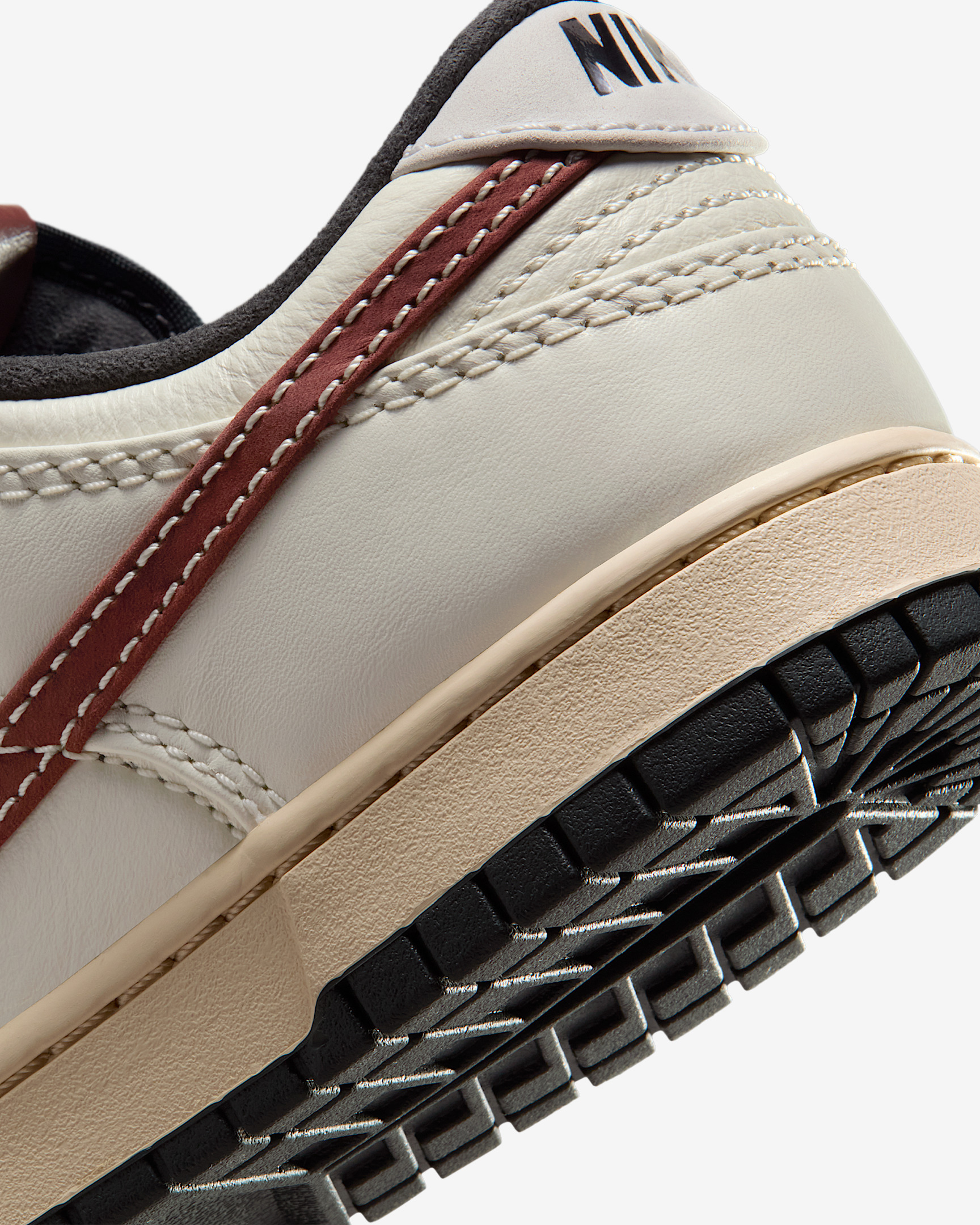 Nike Dunk Low Men's Shoes - 8