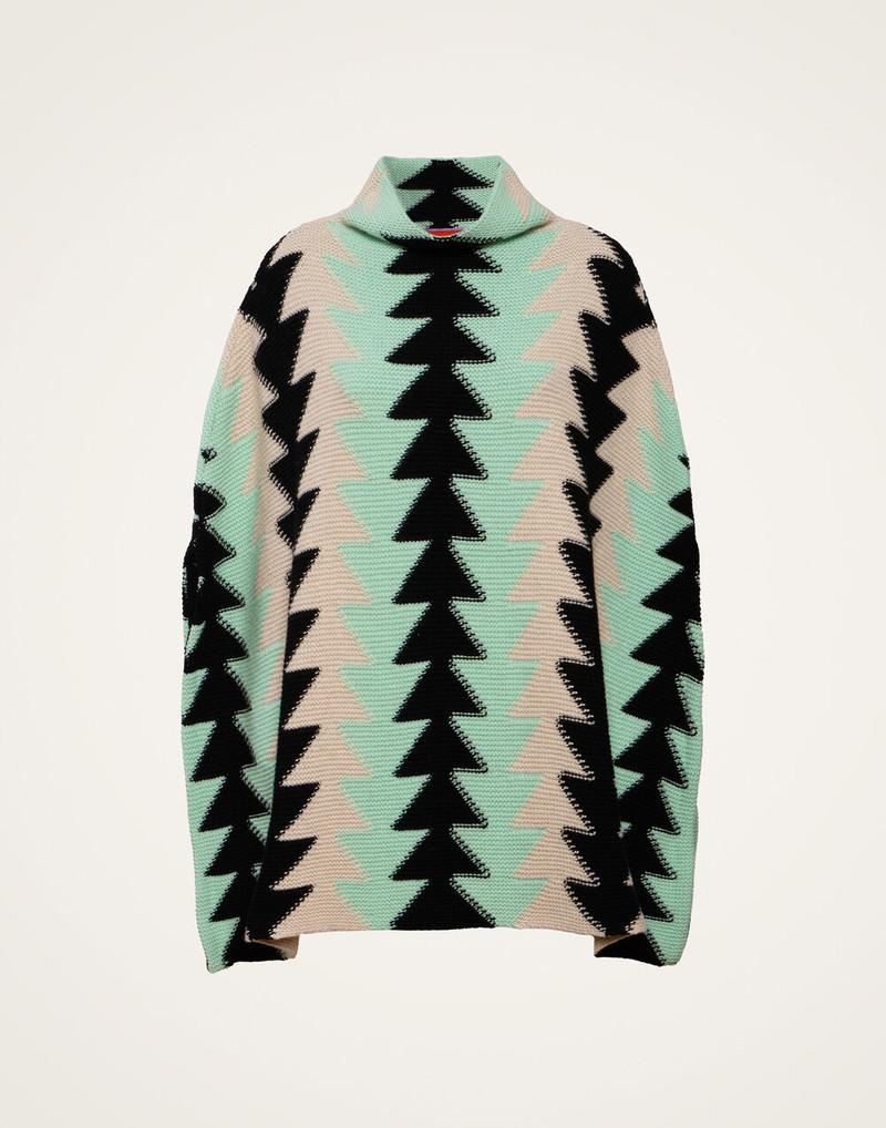 Trine Cape 4