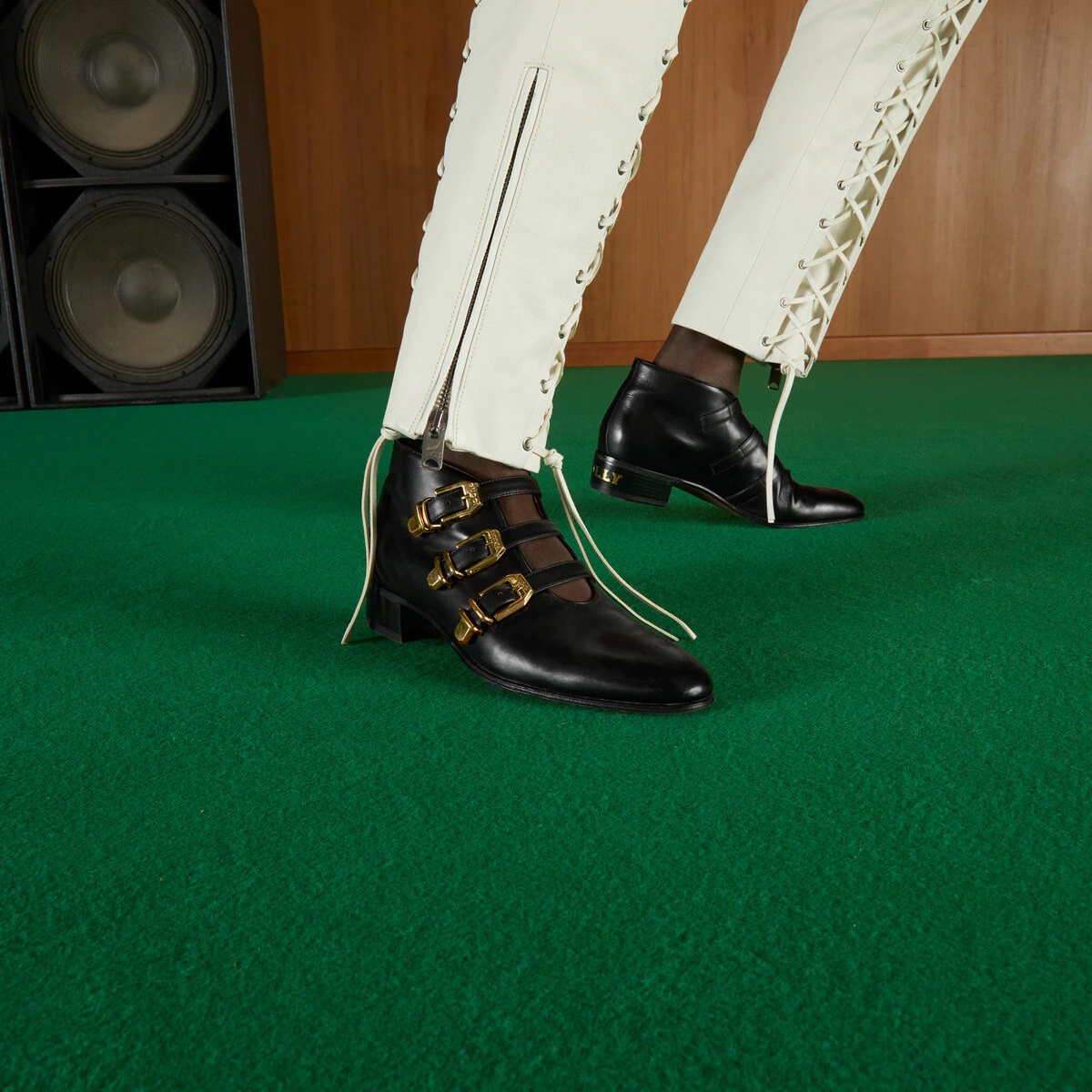 Men's buckle ankle boots - 3