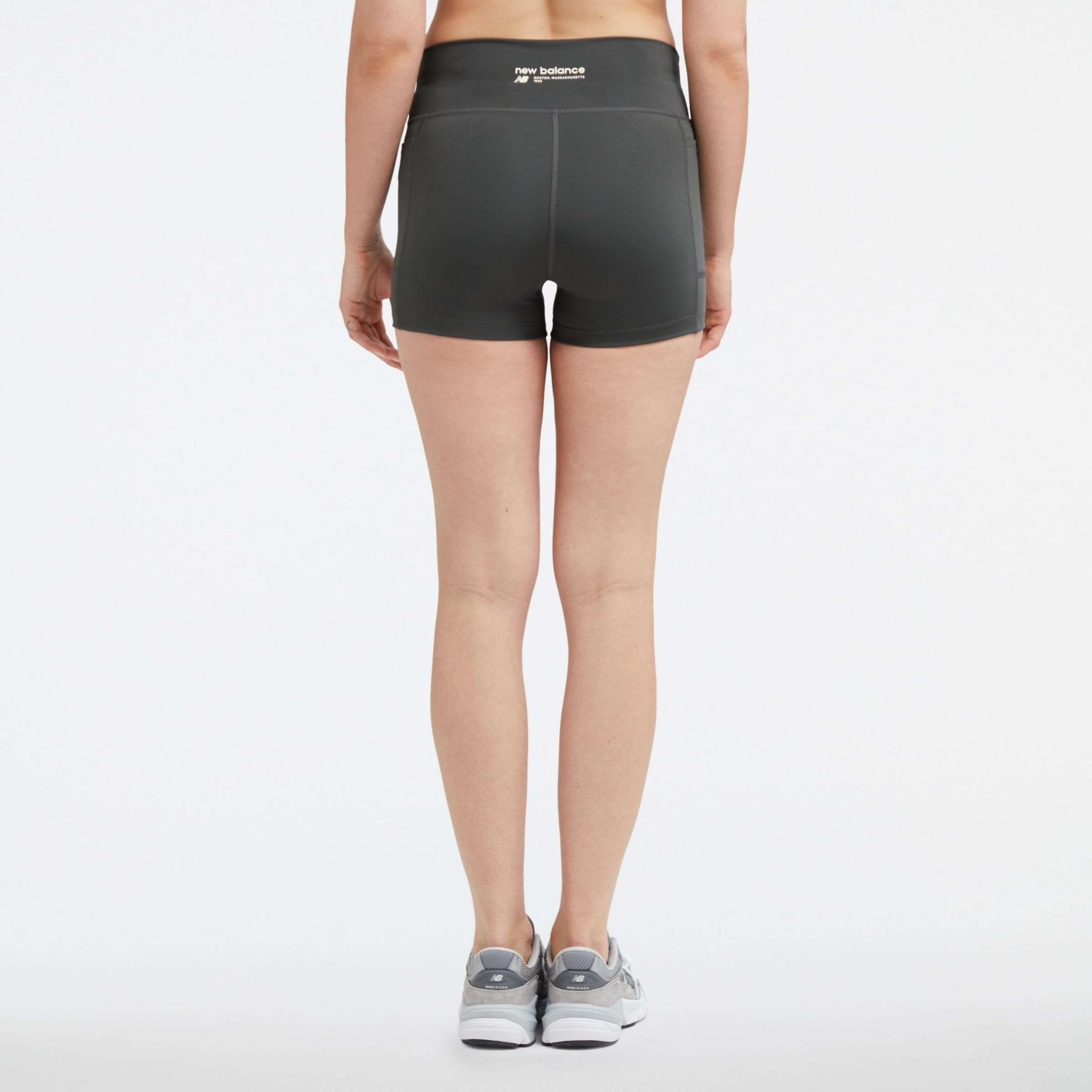 Linear Heritage Fitted Short - 3