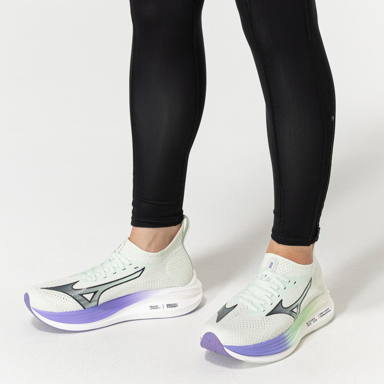 Women's Mizuno Neo Zen Running Shoe - 9