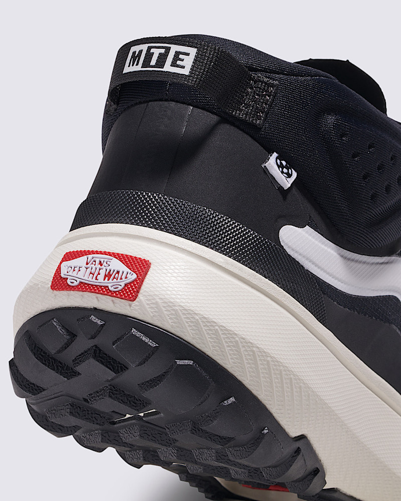 Crosspath Mid Shoe 7