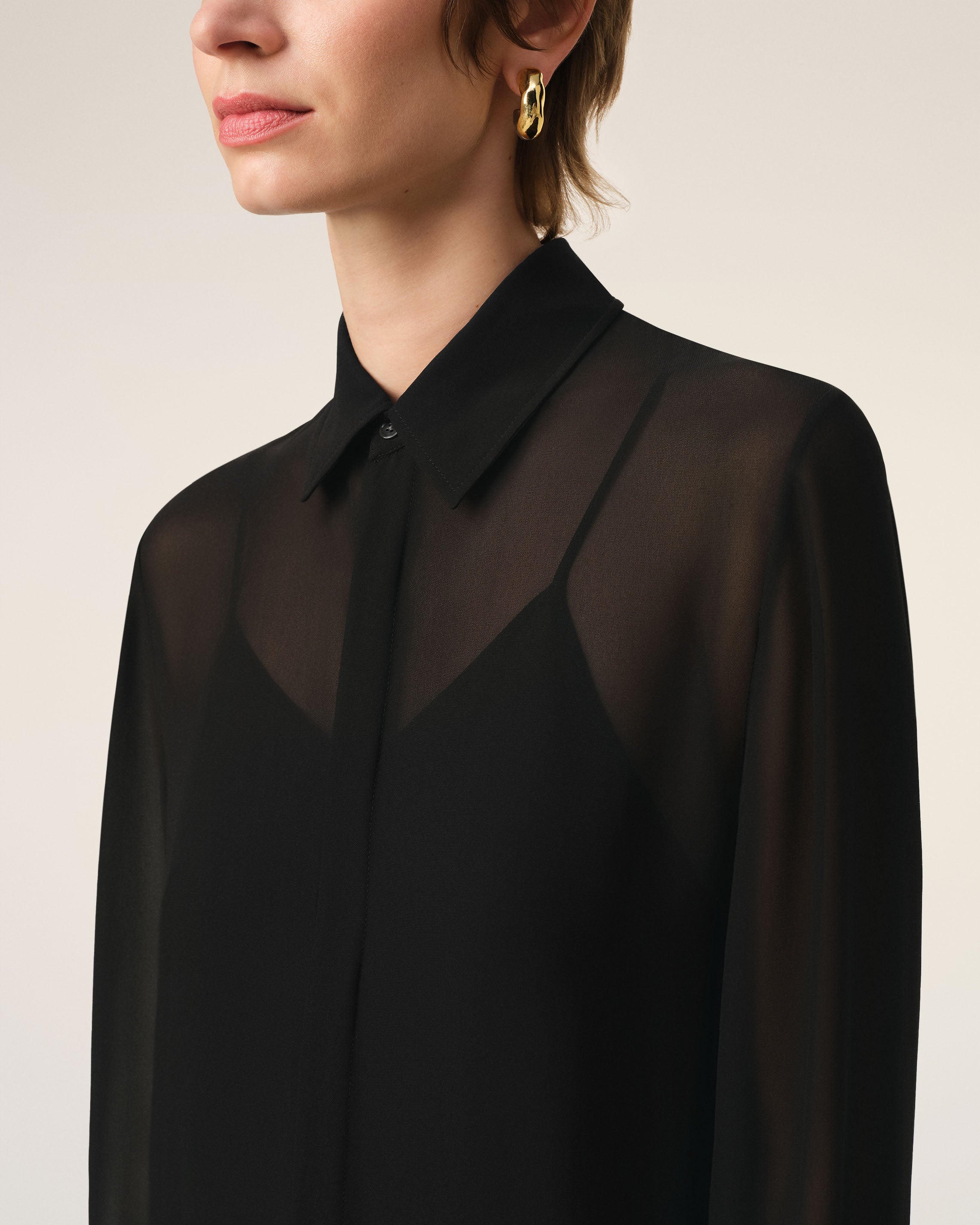 BLACK PLEATED MIDI DRESS - 4