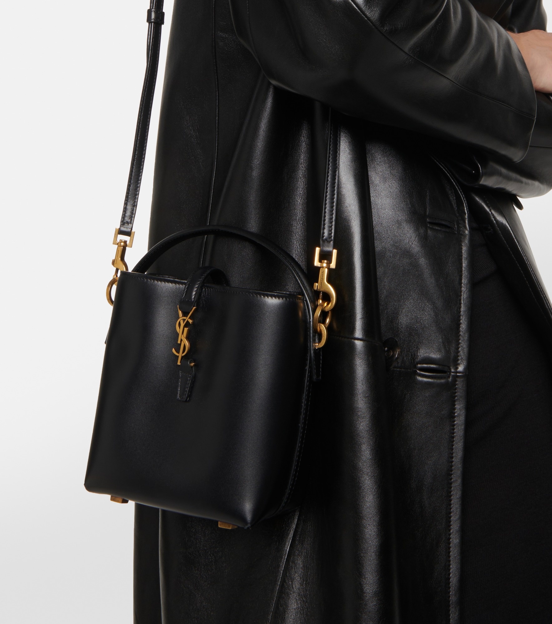 Le 37 Mini leather bucket bag - 2