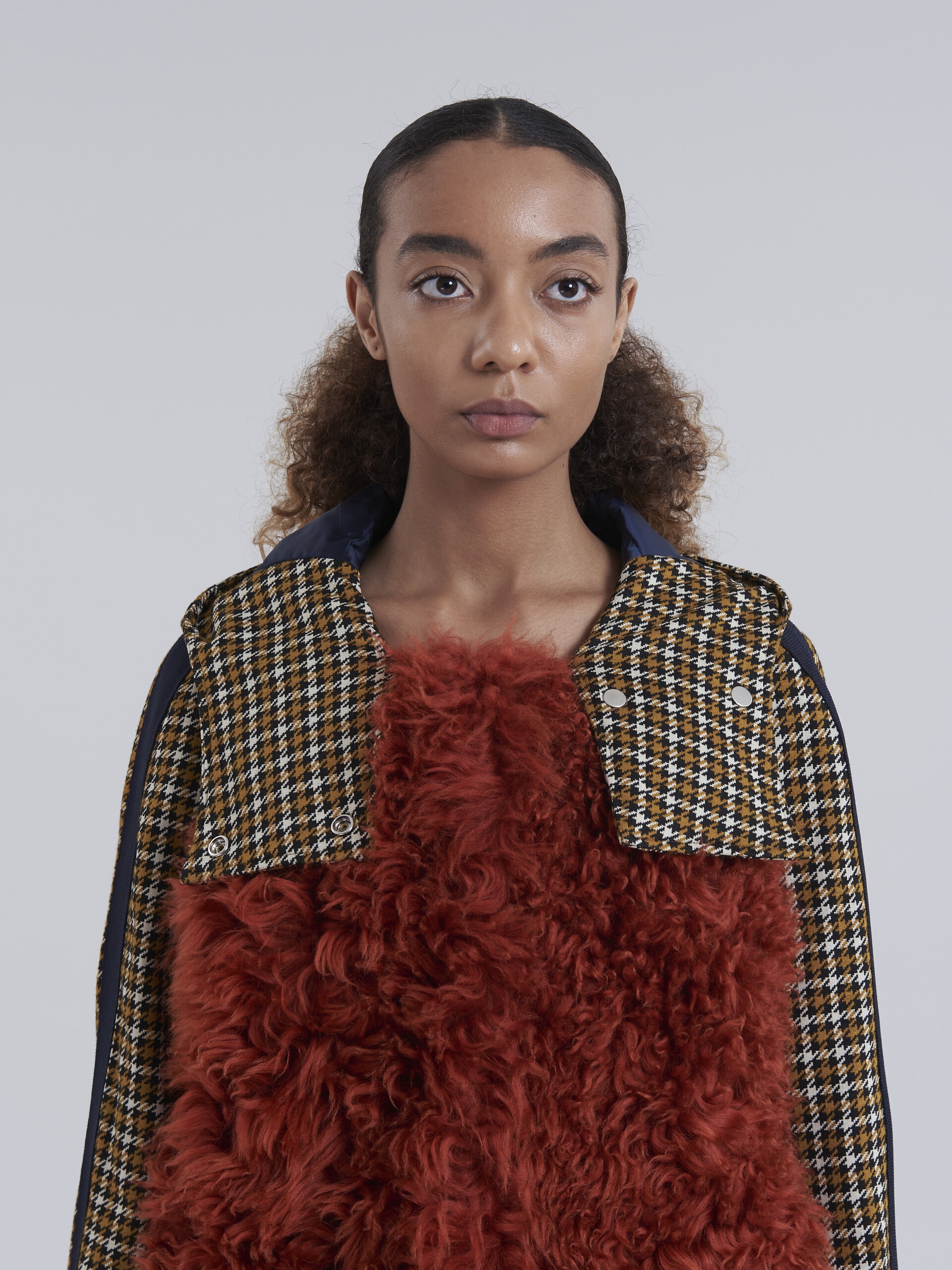 JERSEY JACQUARD JACKET WITH LAMB'S WOOL AND HOOD - 4