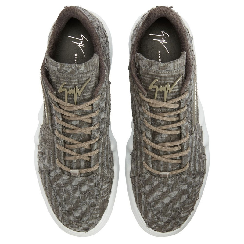 Talon 4