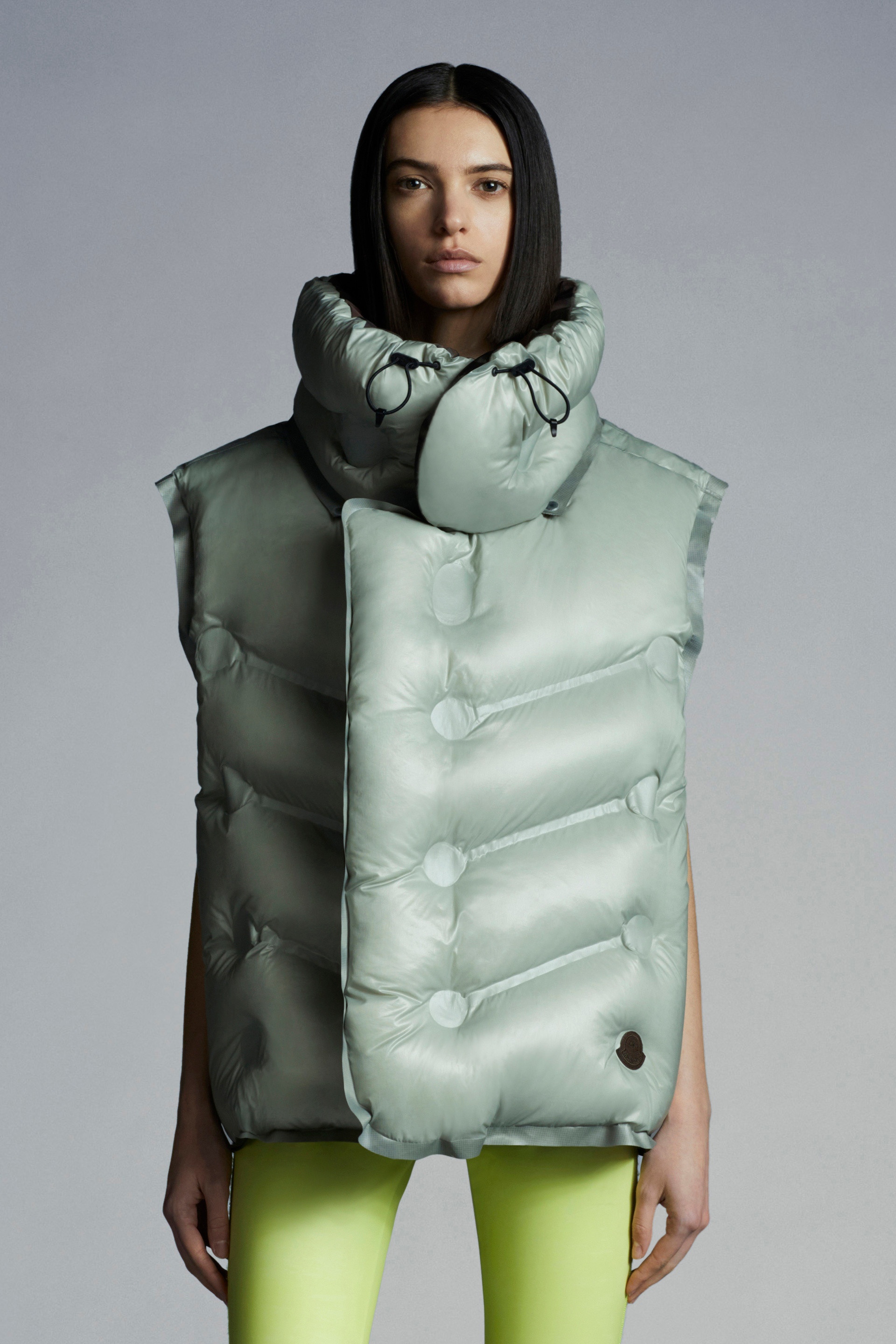 Zadena Vest - 3