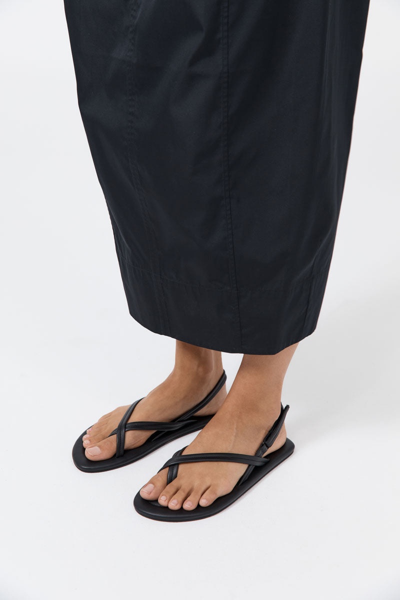Cross Detail Sandal - Black - 4