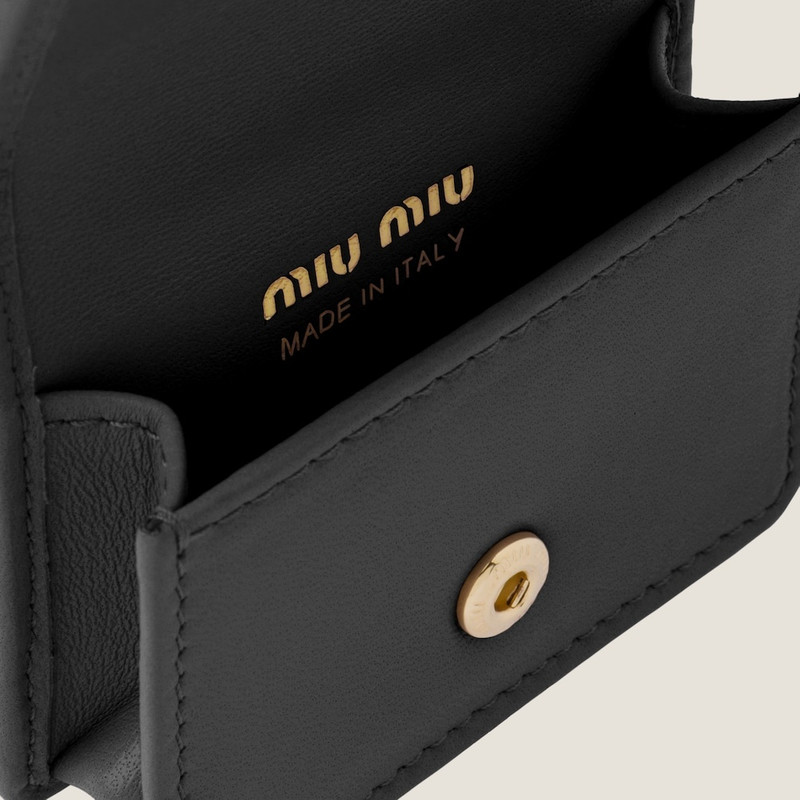 Matelassé nappa leather AirPods Pro case 3
