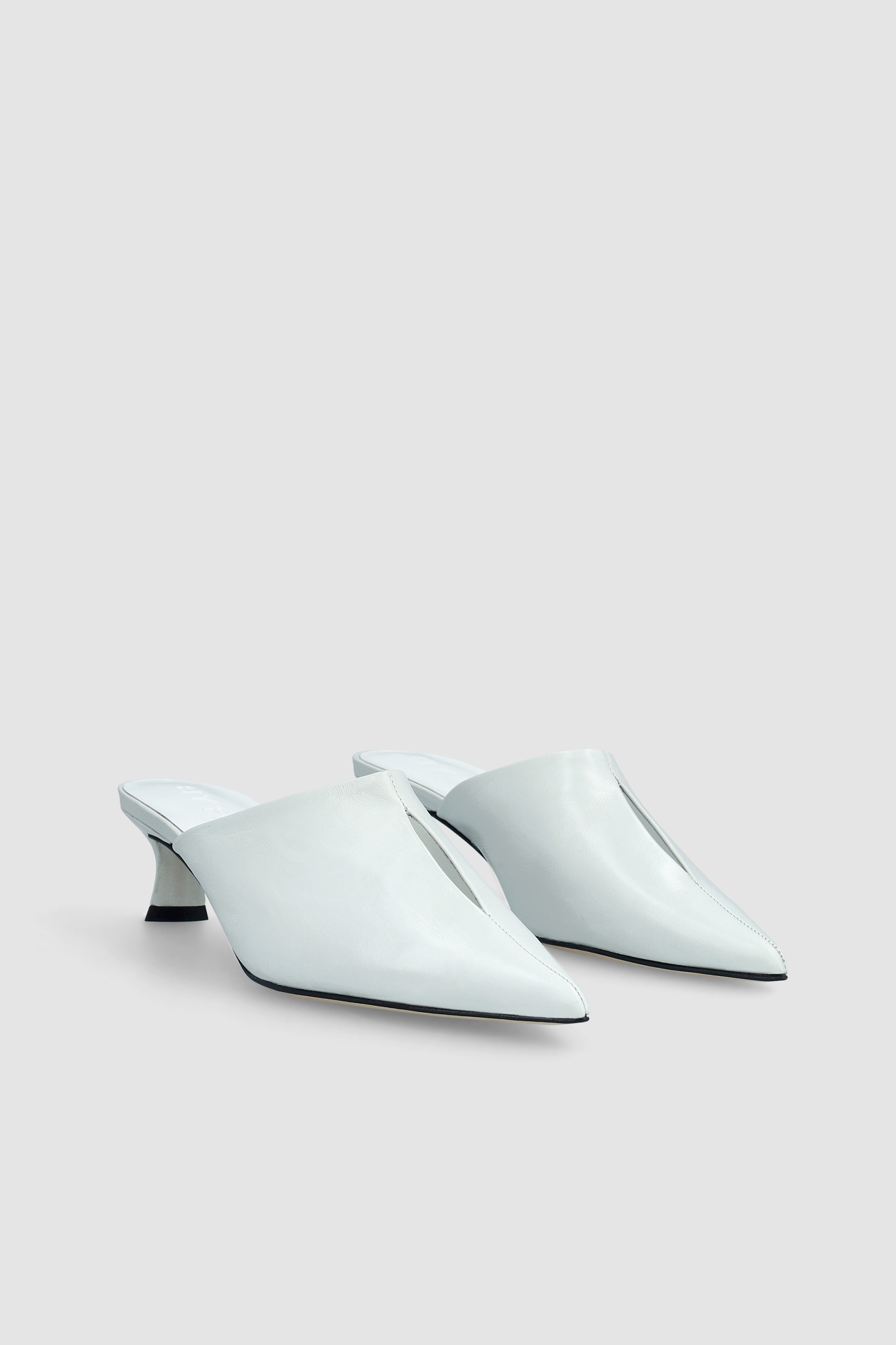 LUCIANA BURRATA CREASED CALF LEATHER MULE - 2