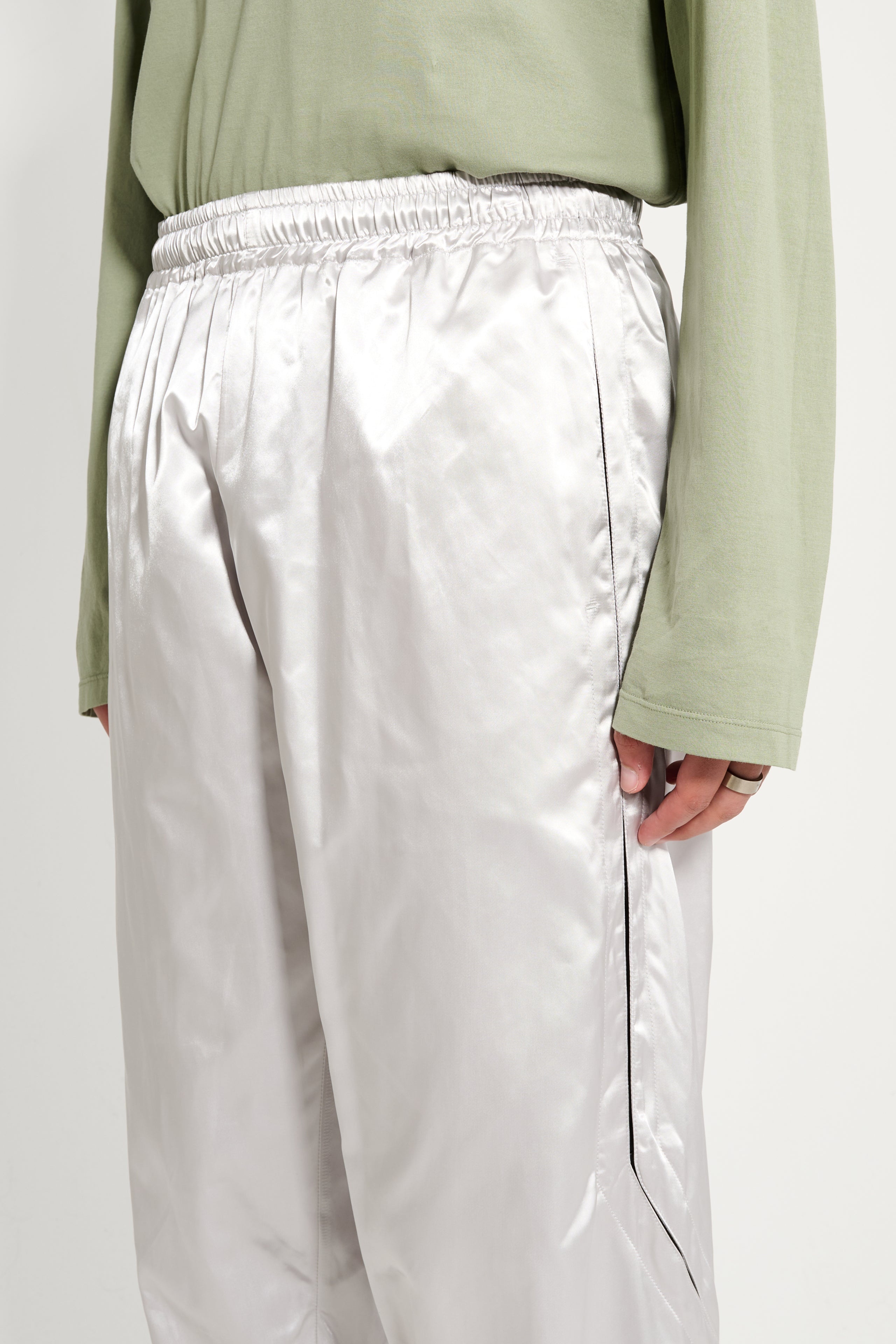 OLLY SHINDER WET LOOK NYLON SPLIT JOGGER SILVER - 4