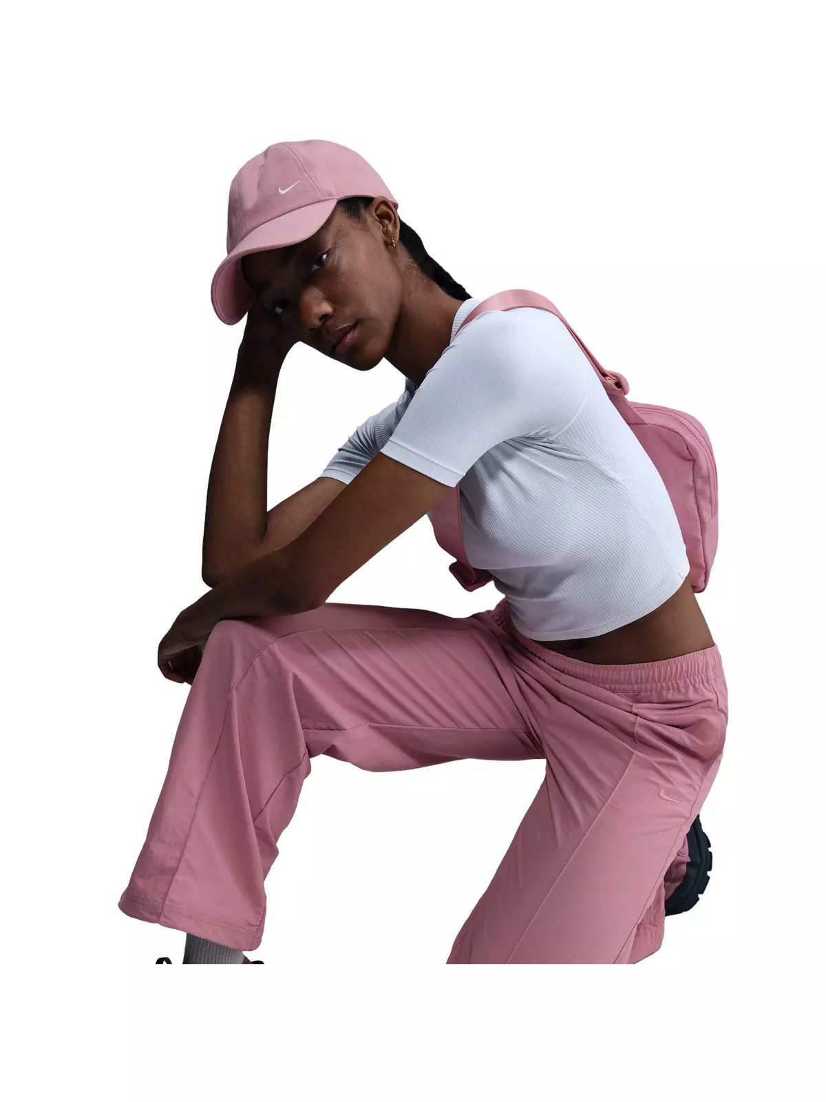 Women's Sportswear Everything Wovens Mid-Rise Open-Hem Pants - Pink - 5