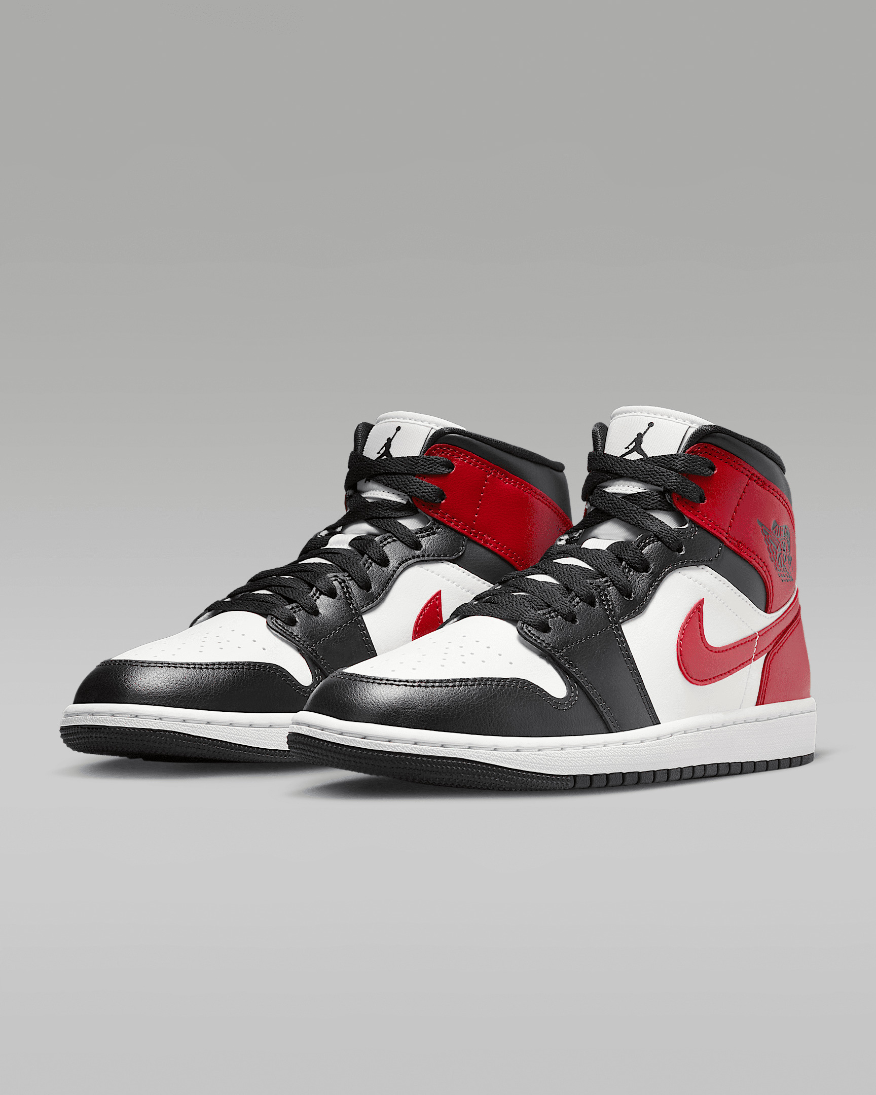 Air Jordan 1 Mid Women's Shoes - 5