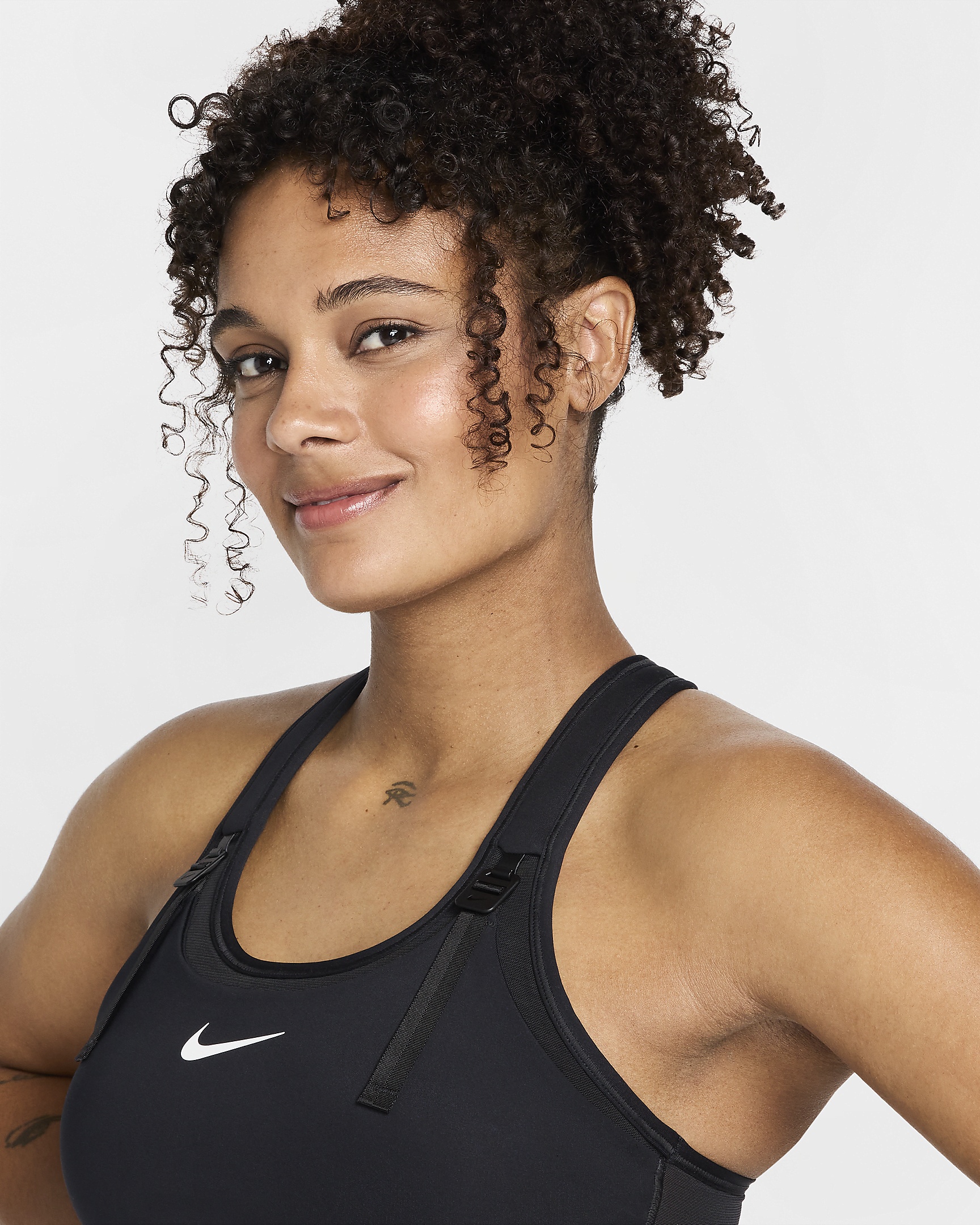 Nike (M) Swoosh Women's Nursing and Wearable Pump-Compatible Sports Bra (Maternity) - 3